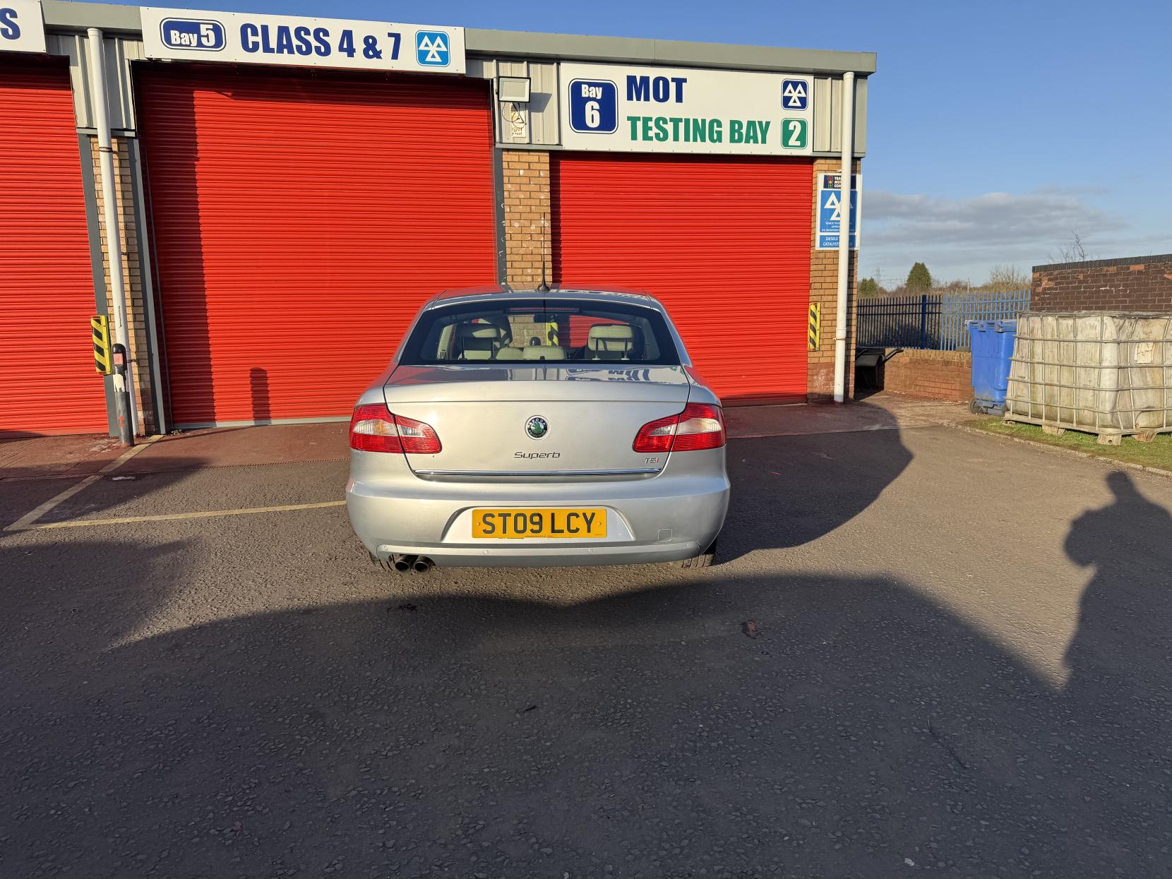 Skoda Superb 1.8 TSI Elegance Hatchback 5dr Petrol DSG Euro 4 (160 ps)