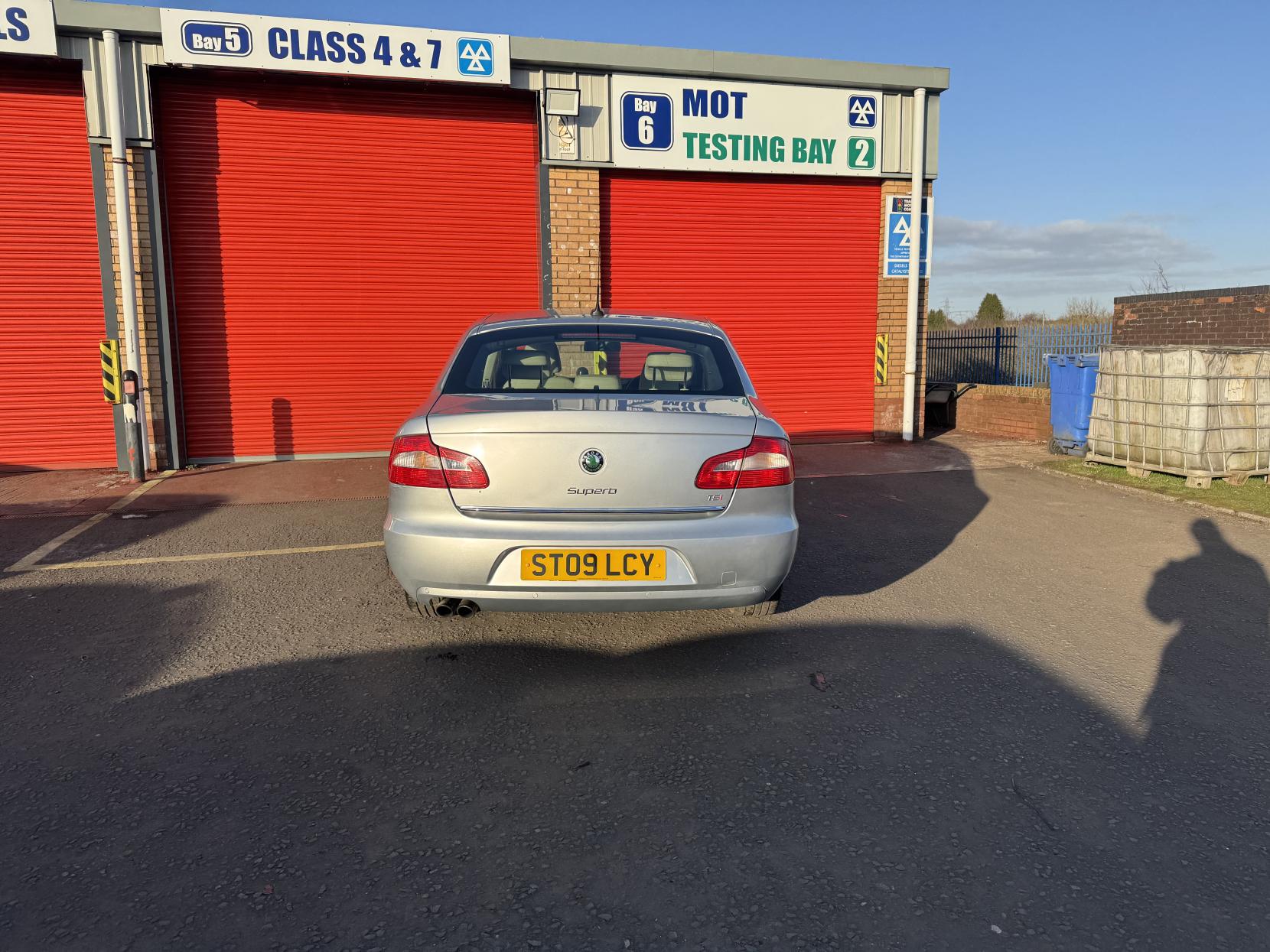 Skoda Superb 1.8 TSI Elegance Hatchback 5dr Petrol DSG Euro 4 (160 ps)