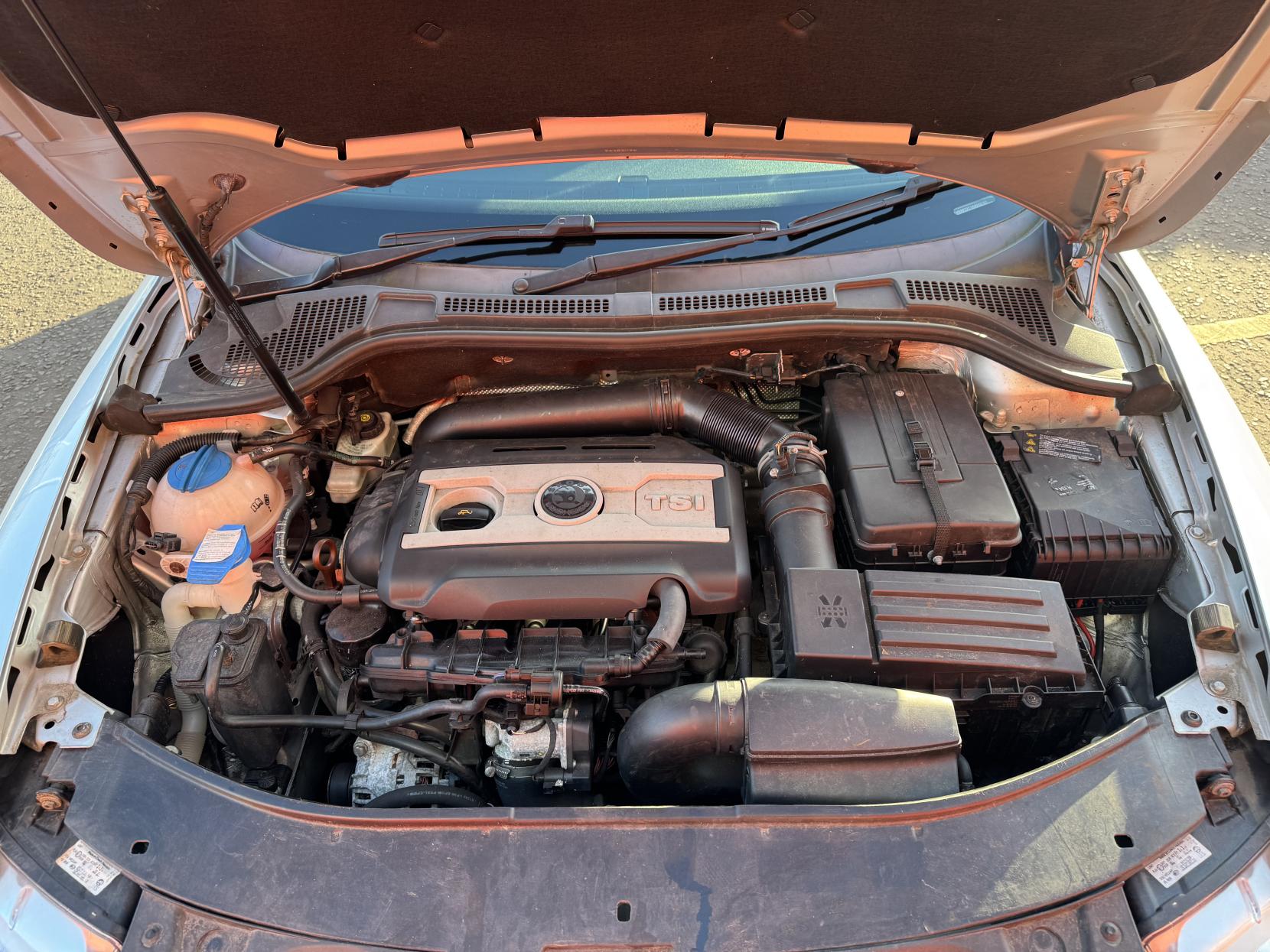 Skoda Superb 1.8 TSI Elegance Hatchback 5dr Petrol DSG Euro 4 (160 ps)