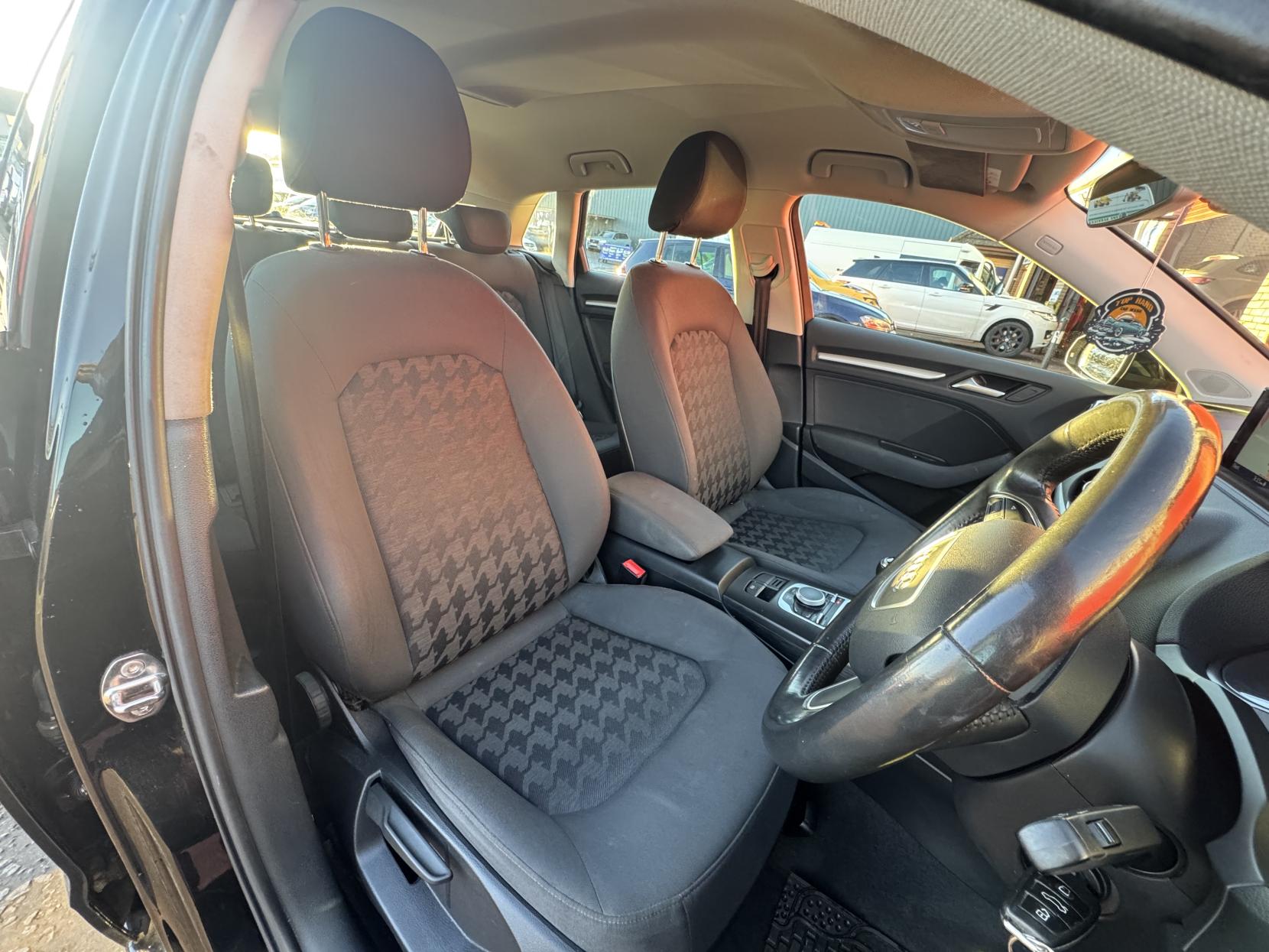 Audi A3 2.0 TDI SE Technik Sportback 5dr Diesel Manual Euro 6 (s/s) (150 ps)