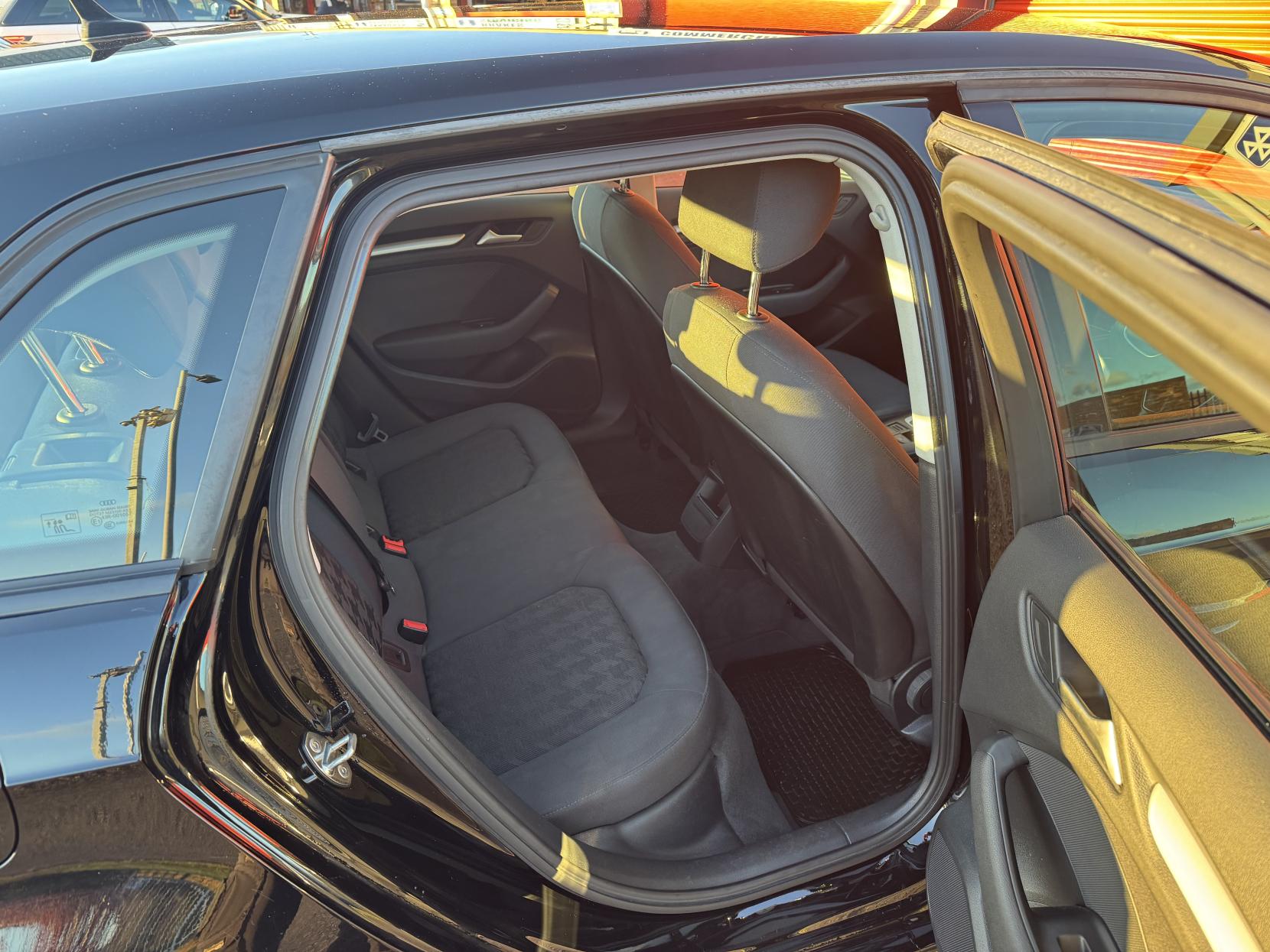 Audi A3 2.0 TDI SE Technik Sportback 5dr Diesel Manual Euro 6 (s/s) (150 ps)