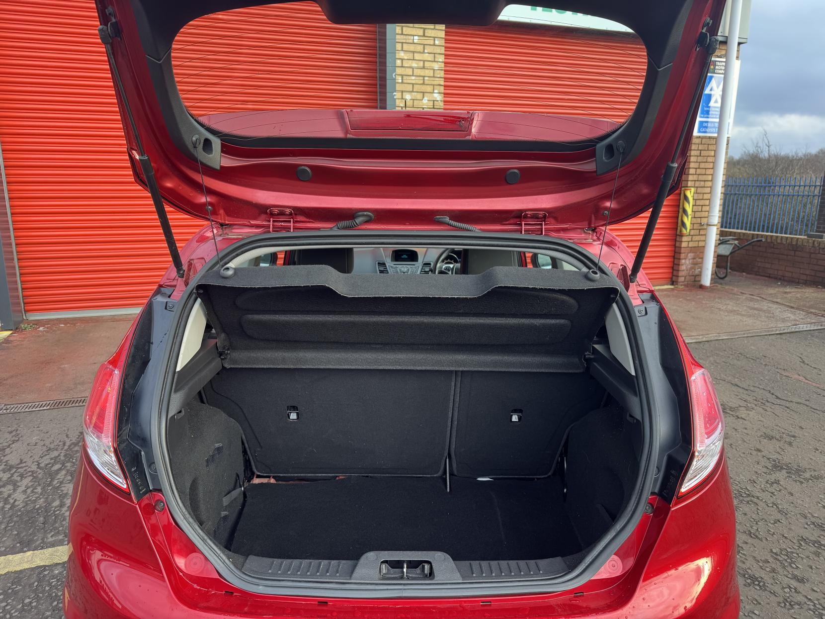 Ford Fiesta 1.25 Zetec Hatchback 3dr Petrol Manual Euro 6 (82 ps)