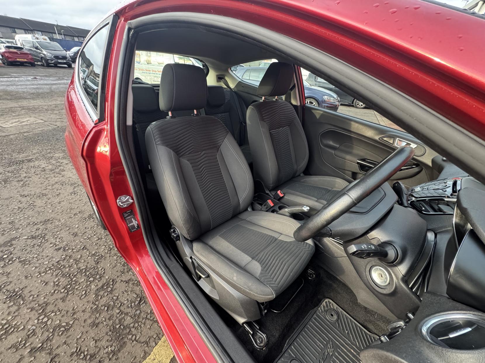 Ford Fiesta 1.25 Zetec Hatchback 3dr Petrol Manual Euro 6 (82 ps)