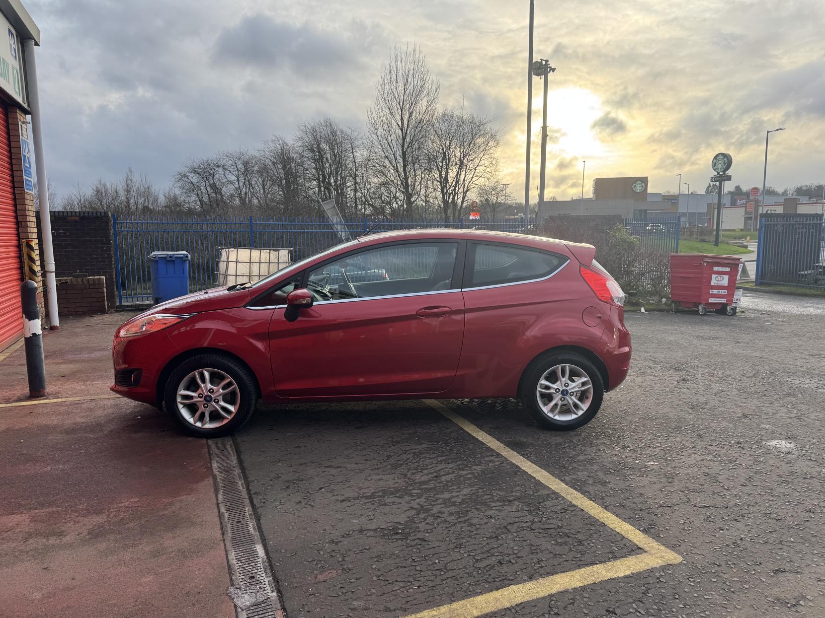 Ford Fiesta 1.25 Zetec Hatchback 3dr Petrol Manual Euro 6 (82 ps)