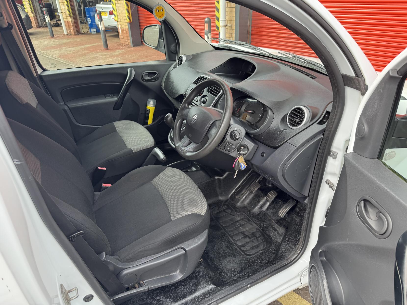 Renault Kangoo 1.5 dCi ENERGY ML19 Business Panel Van 5dr Diesel Manual MWB Euro 6 (s/s) (90 ps)