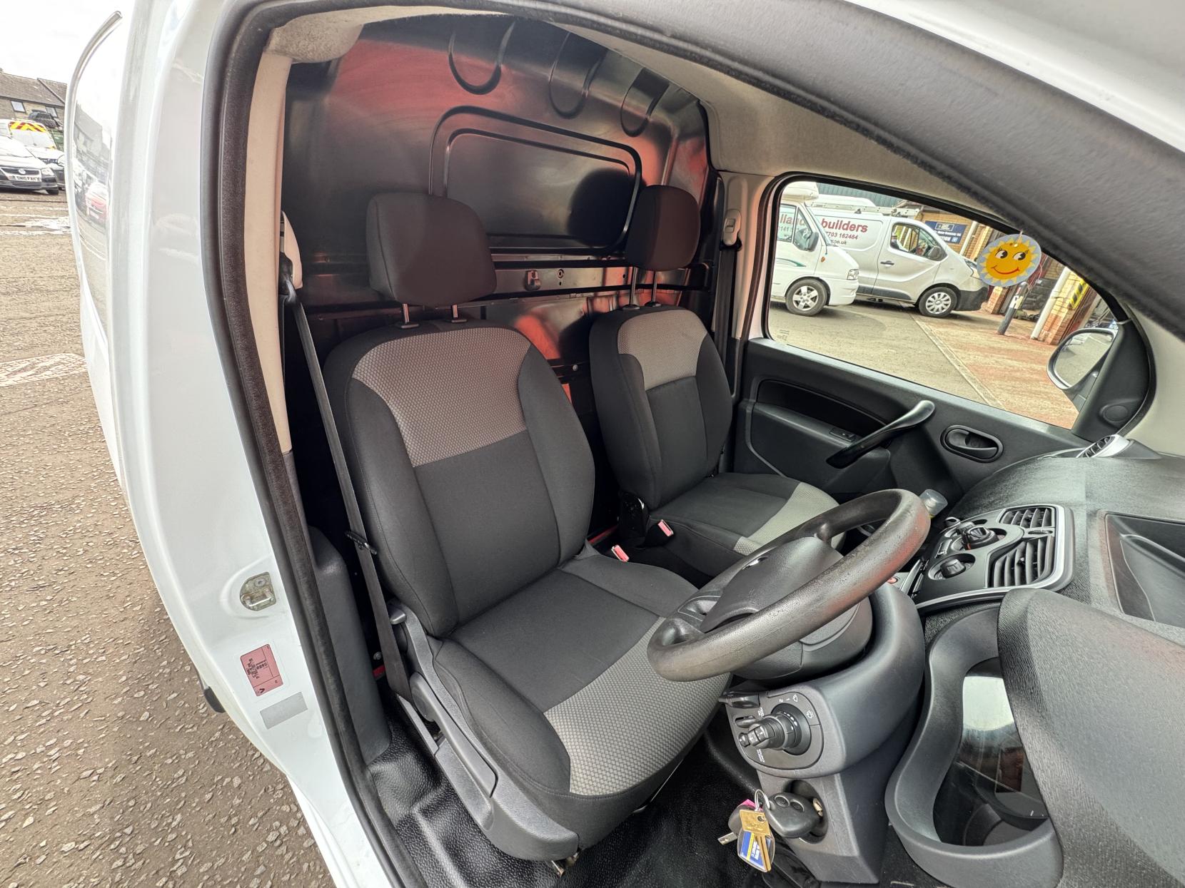 Renault Kangoo 1.5 dCi ENERGY ML19 Business Panel Van 5dr Diesel Manual MWB Euro 6 (s/s) (90 ps)