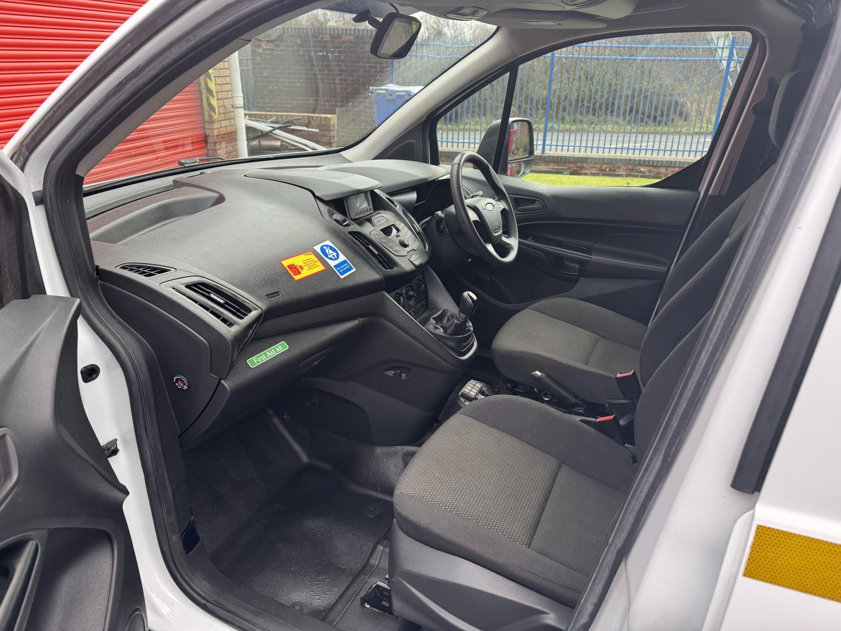 Ford Transit Connect 1.5 TDCi 220 Panel Van 5dr Diesel Manual L1 H1 (124 g/km, 99 bhp)