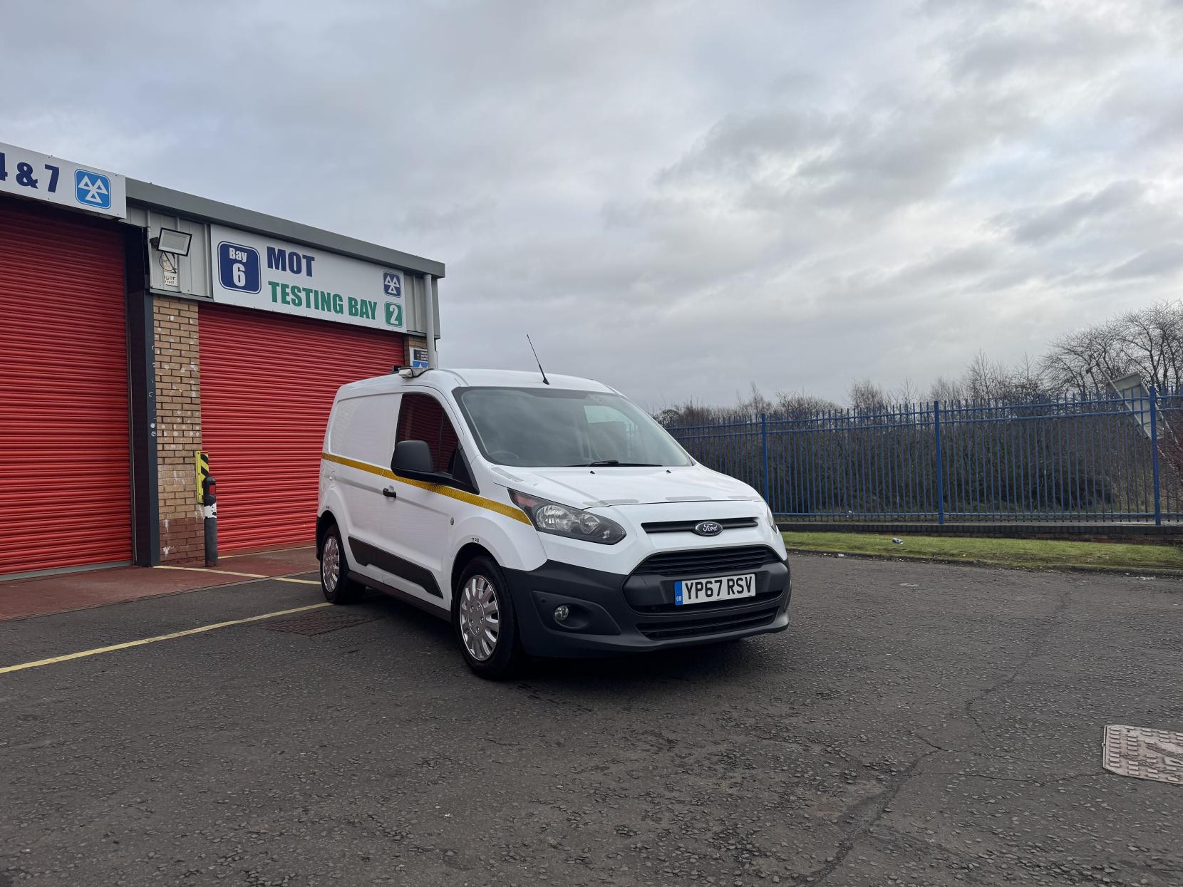 Ford Transit Connect 1.5 TDCi 220 Panel Van 5dr Diesel Manual L1 H1 (124 g/km, 99 bhp)