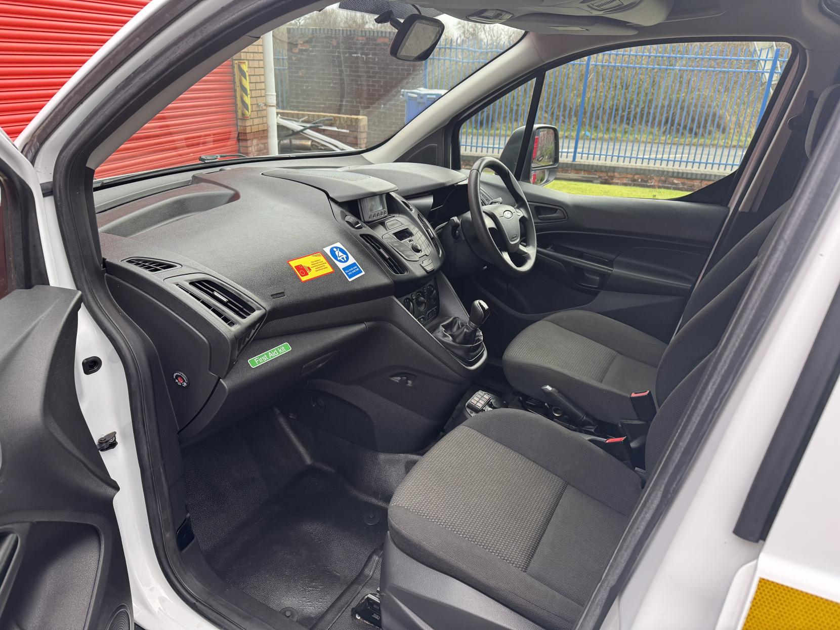 Ford Transit Connect 1.5 TDCi 220 Panel Van 5dr Diesel Manual L1 H1 (124 g/km, 99 bhp)