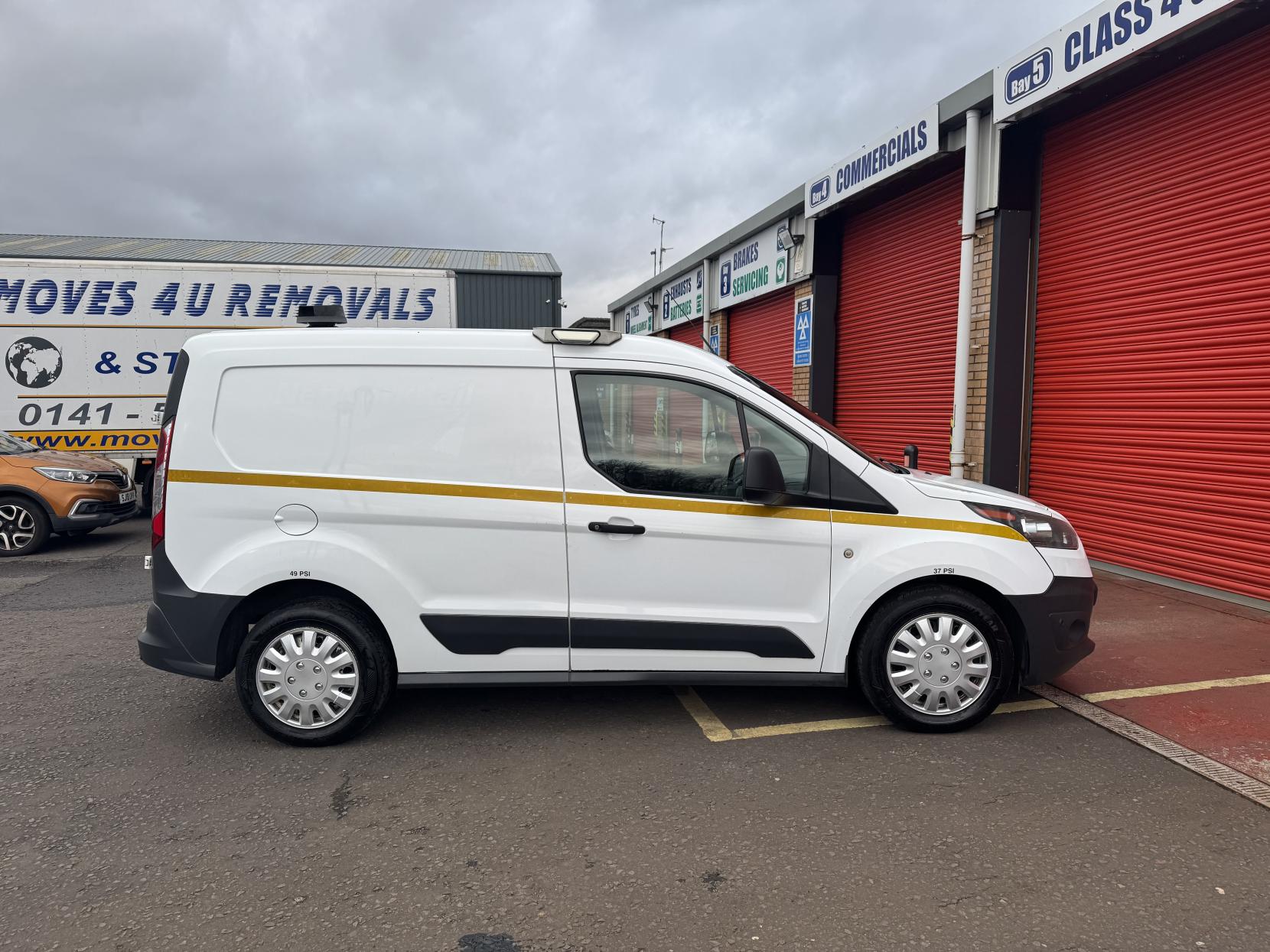 Ford Transit Connect 1.5 TDCi 220 Panel Van 5dr Diesel Manual L1 H1 (124 g/km, 99 bhp)
