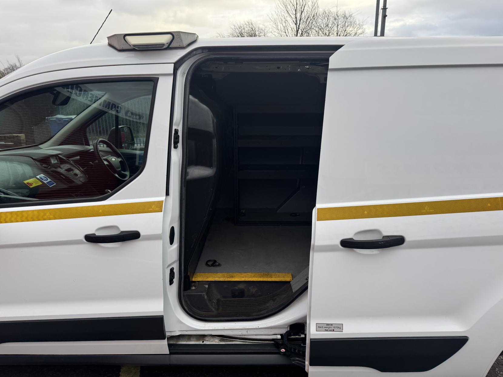 Ford Transit Connect 1.5 TDCi 220 Panel Van 5dr Diesel Manual L1 H1 (124 g/km, 99 bhp)