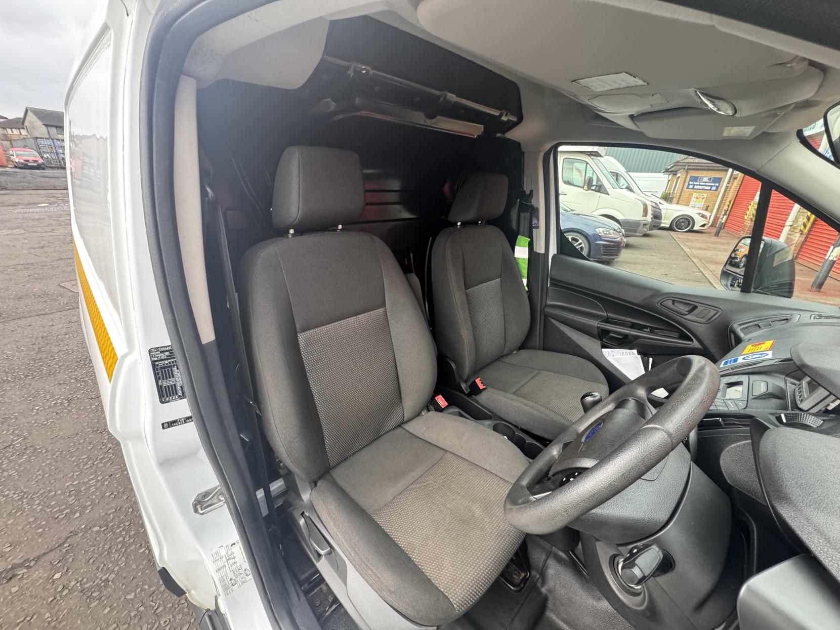 Ford Transit Connect 1.5 TDCi 220 Panel Van 5dr Diesel Manual L1 H1 (124 g/km, 99 bhp)