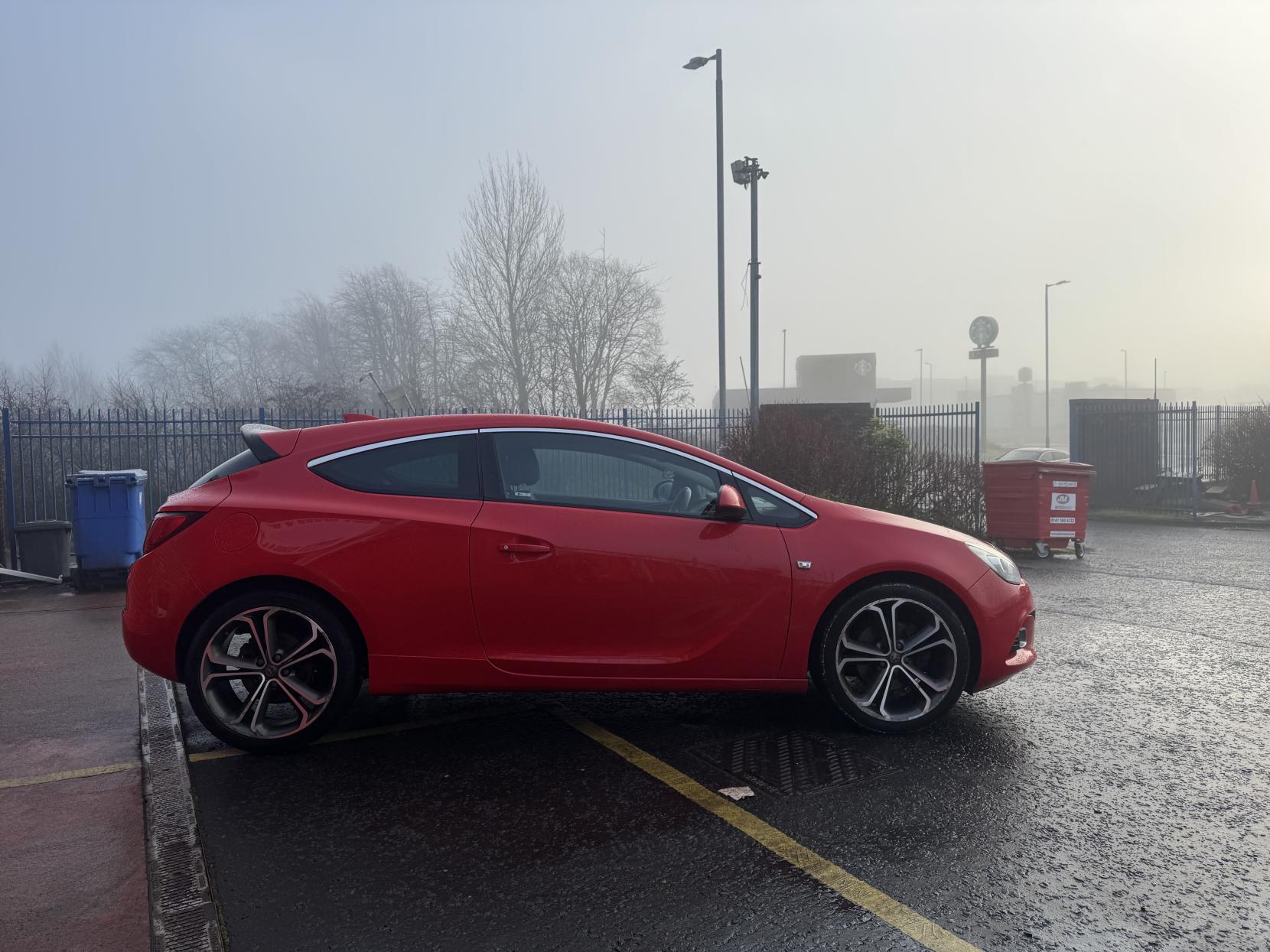 Vauxhall Astra GTC 1.4i Turbo Limited Edition Coupe 3dr Petrol Manual Euro 6 (s/s) (120 ps)