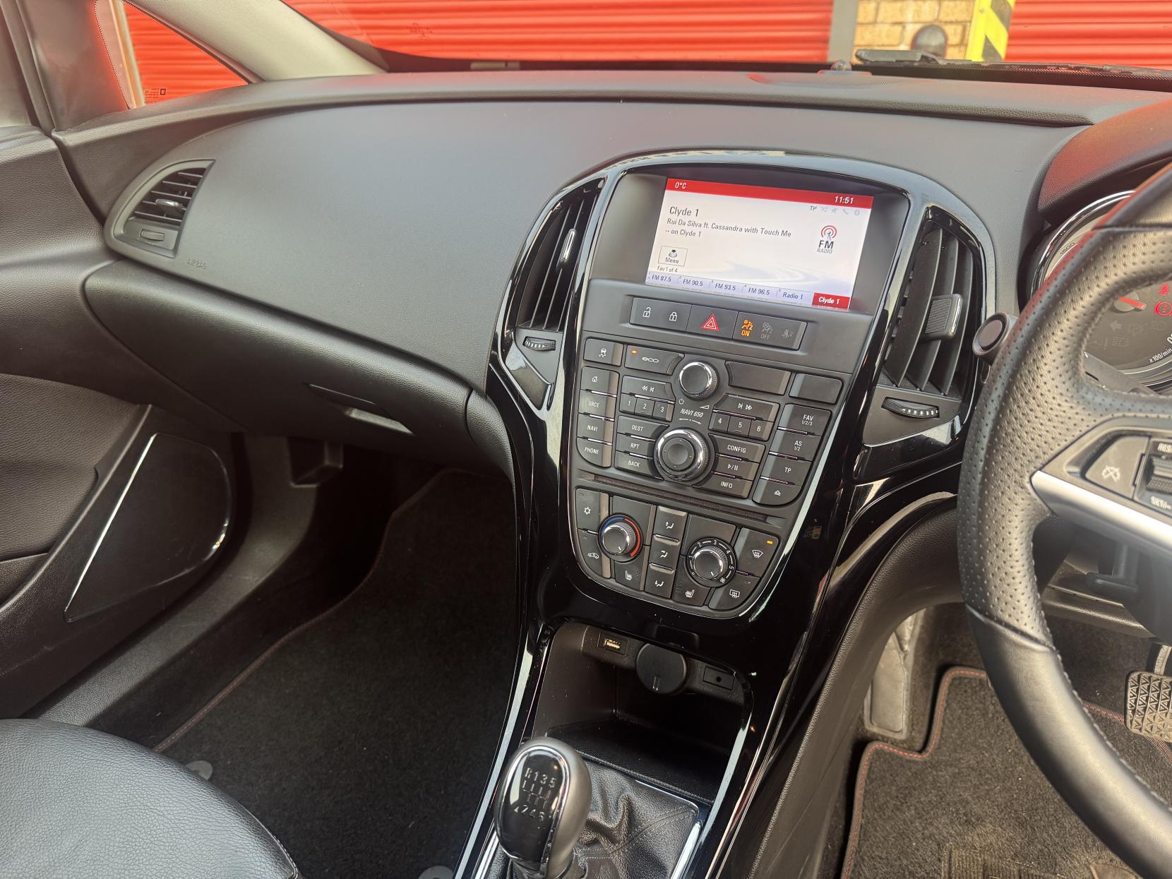 Vauxhall Astra GTC 1.4i Turbo Limited Edition Coupe 3dr Petrol Manual Euro 6 (s/s) (120 ps)