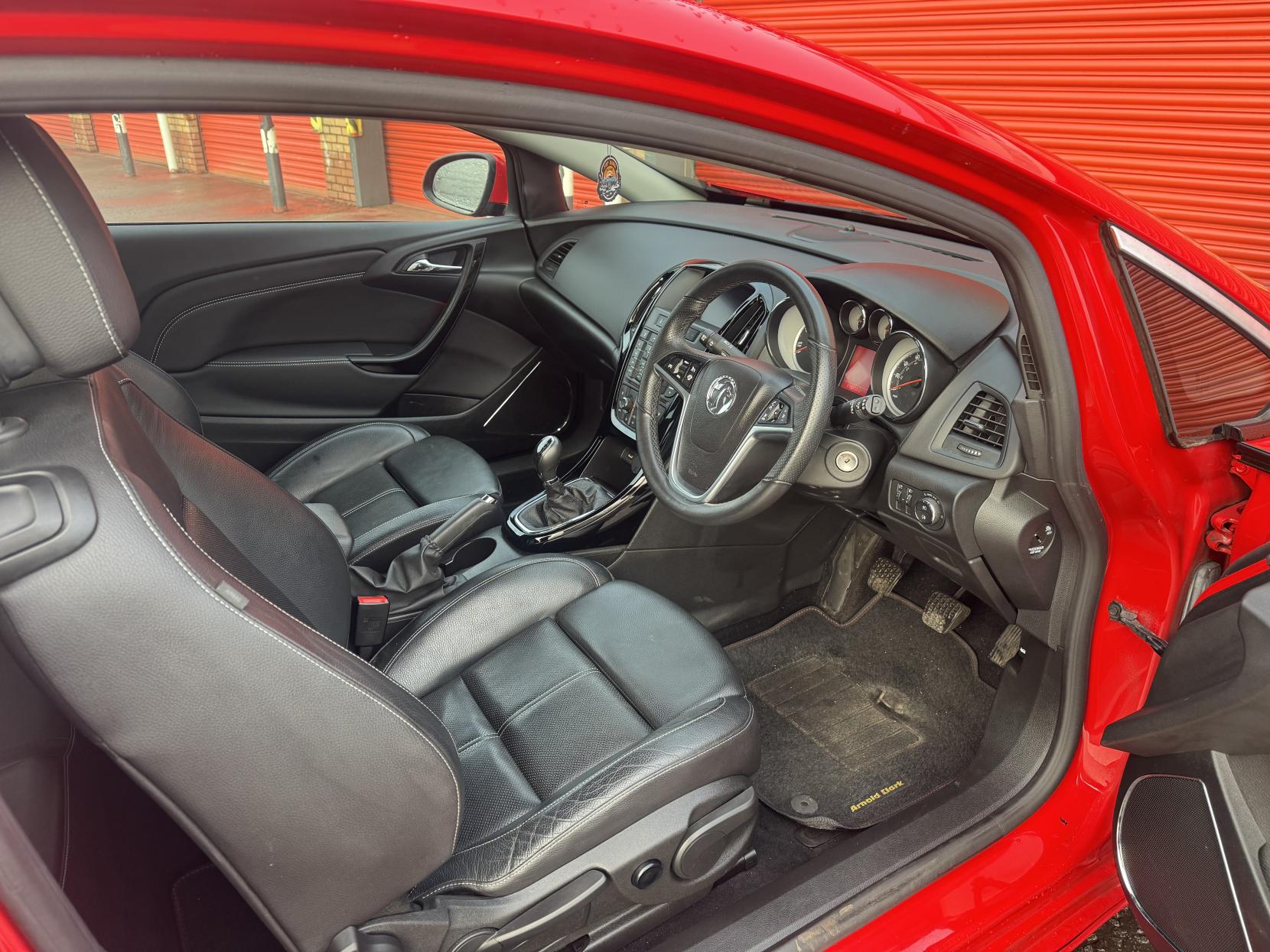 Vauxhall Astra GTC 1.4i Turbo Limited Edition Coupe 3dr Petrol Manual Euro 6 (s/s) (120 ps)