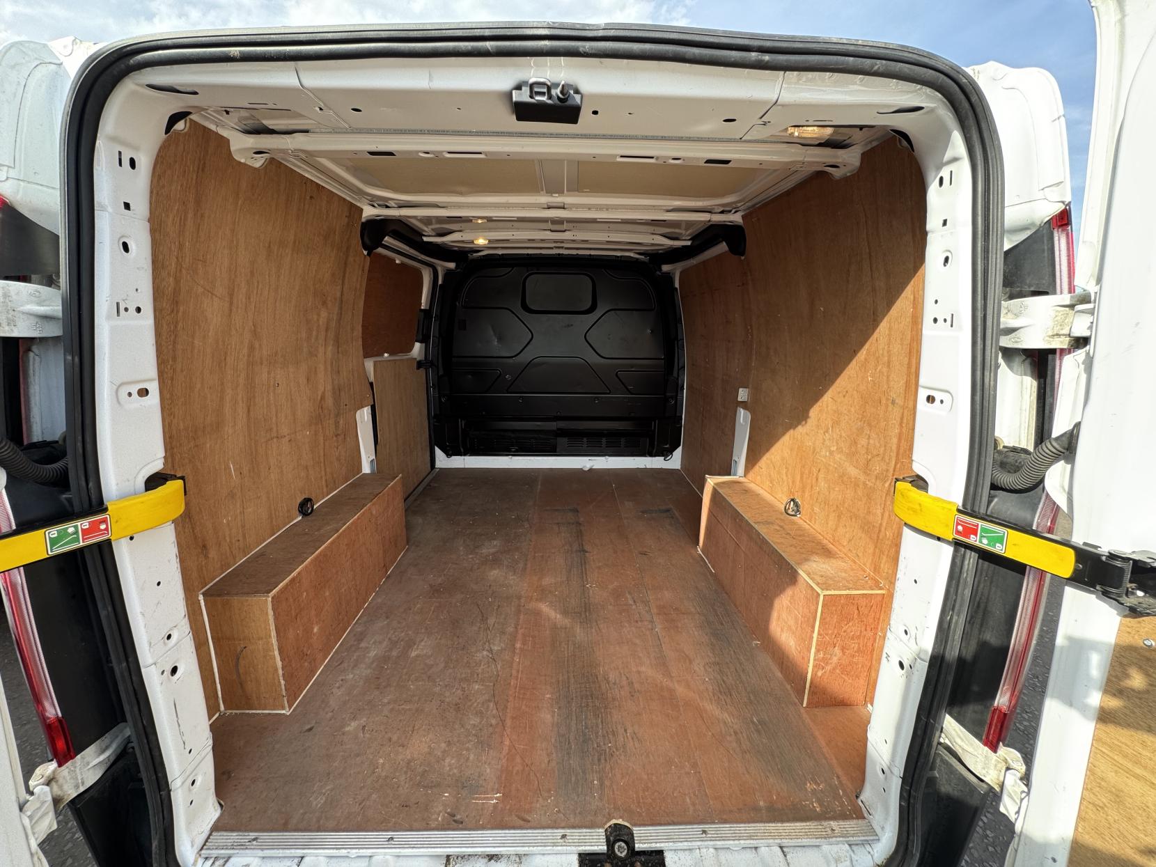 Ford Transit Custom 2.0 280 EcoBlue Leader Panel Van 5dr Diesel Manual L1 H1 Euro 6 (s/s) (105 ps)