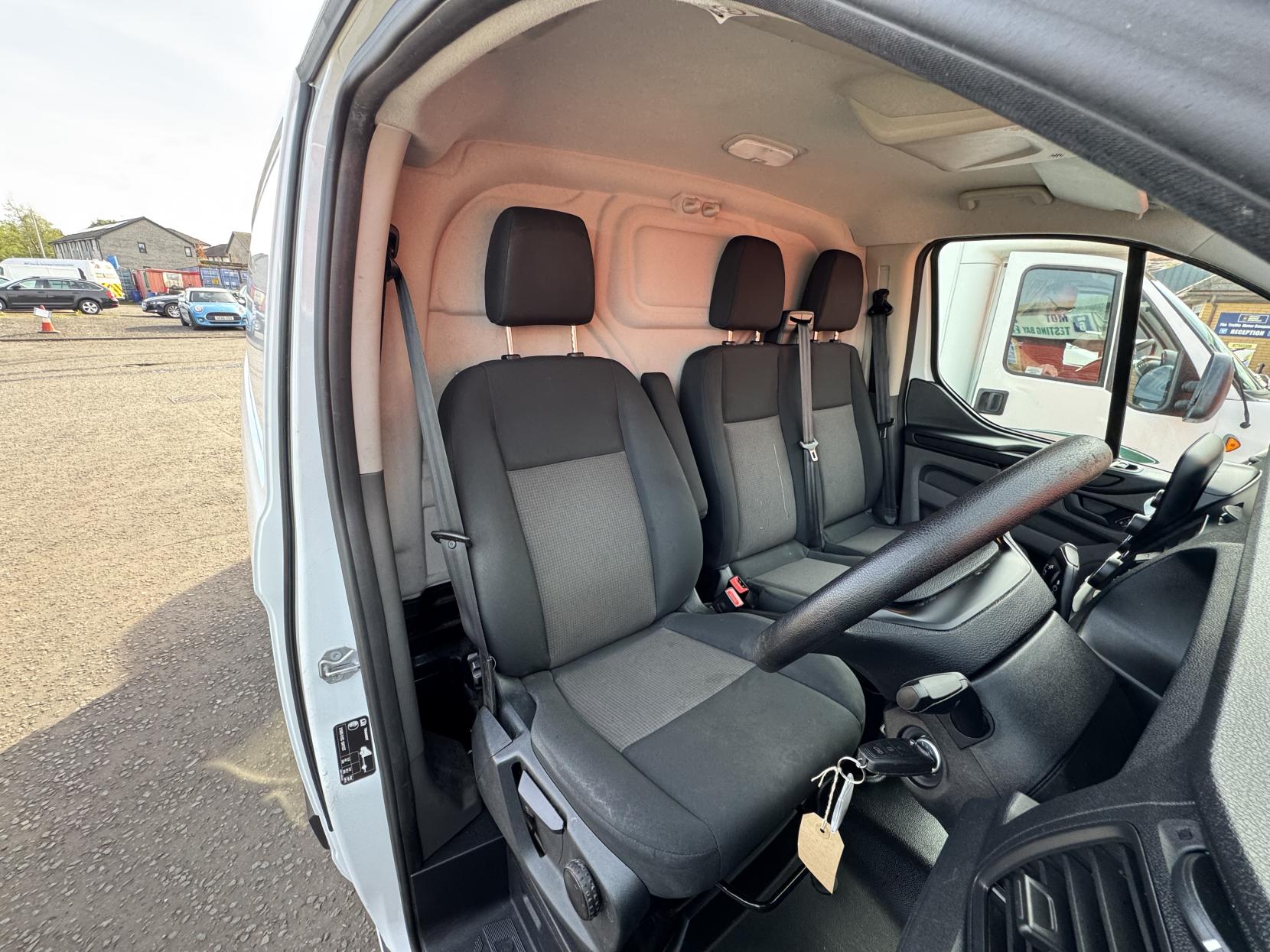 Ford Transit Custom 2.0 280 EcoBlue Leader Panel Van 5dr Diesel Manual L1 H1 Euro 6 (s/s) (105 ps)