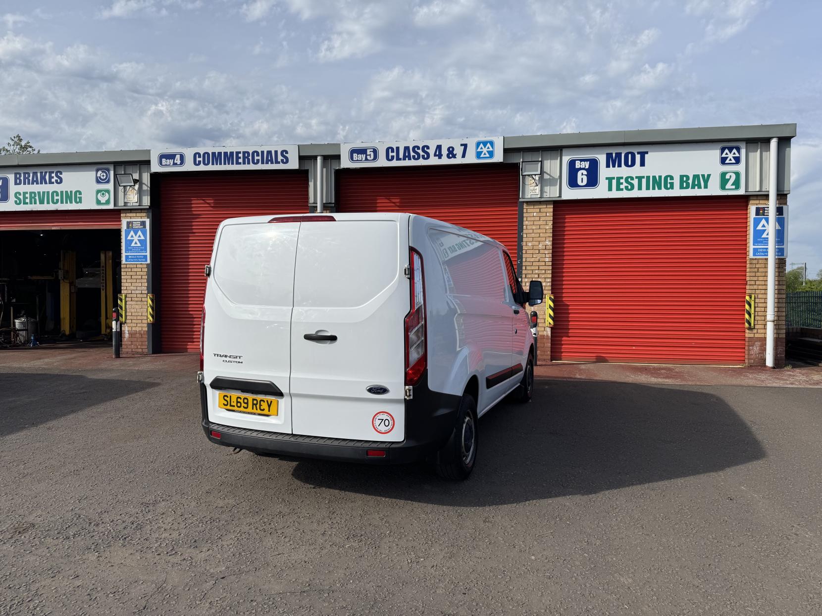 Ford Transit Custom 2.0 280 EcoBlue Leader Panel Van 5dr Diesel Manual L1 H1 Euro 6 (s/s) (105 ps)