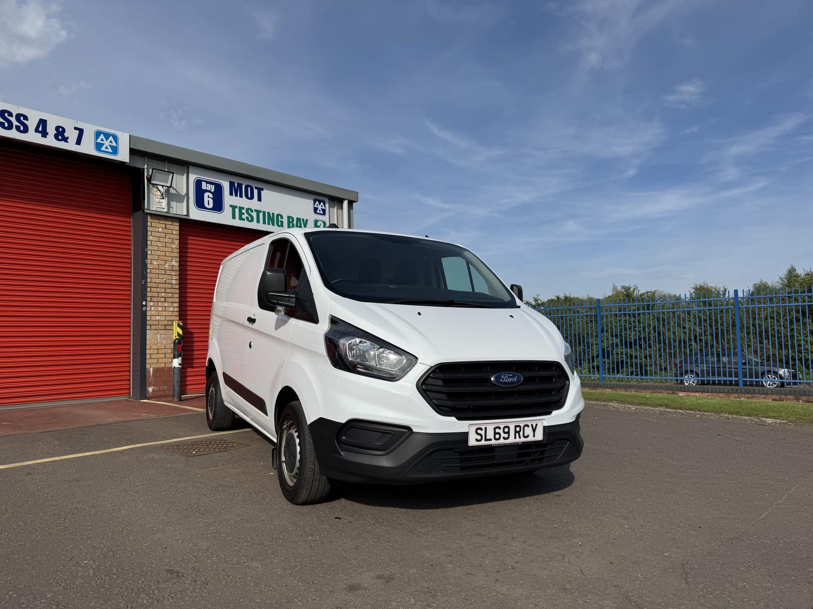 Ford Transit Custom 2.0 280 EcoBlue Leader Panel Van 5dr Diesel Manual L1 H1 Euro 6 (s/s) (105 ps)