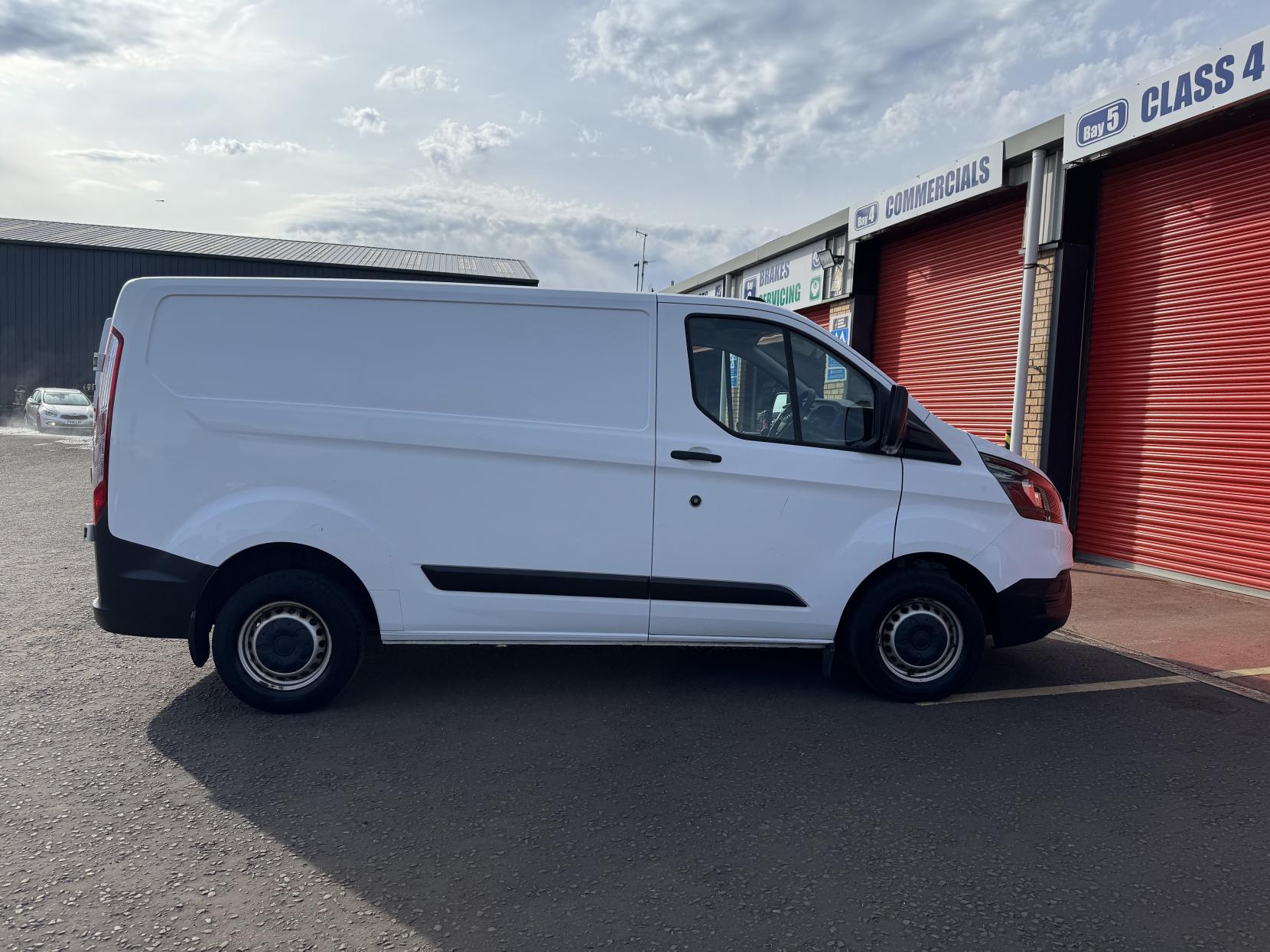 Ford Transit Custom 2.0 280 EcoBlue Leader Panel Van 5dr Diesel Manual L1 H1 Euro 6 (s/s) (105 ps)