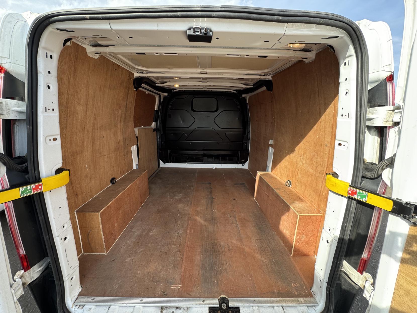Ford Transit Custom 2.0 280 EcoBlue Leader Panel Van 5dr Diesel Manual L1 H1 Euro 6 (s/s) (105 ps)