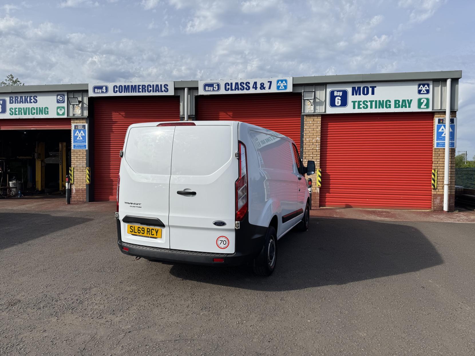 Ford Transit Custom 2.0 280 EcoBlue Leader Panel Van 5dr Diesel Manual L1 H1 Euro 6 (s/s) (105 ps)