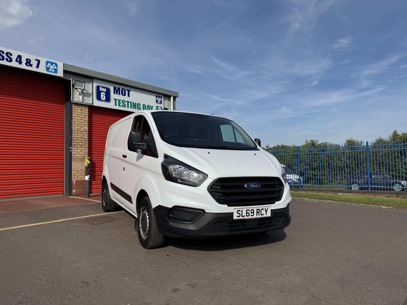 Ford Transit Custom 2.0 280 EcoBlue Leader Panel Van 5dr Diesel Manual L1 H1 Euro 6 (s/s) (105 ps)