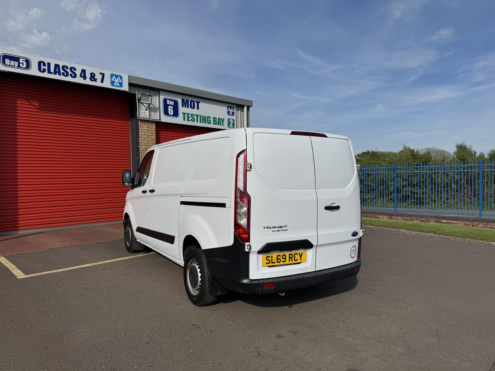 Ford Transit Custom 2.0 280 EcoBlue Leader Panel Van 5dr Diesel Manual L1 H1 Euro 6 (s/s) (105 ps)