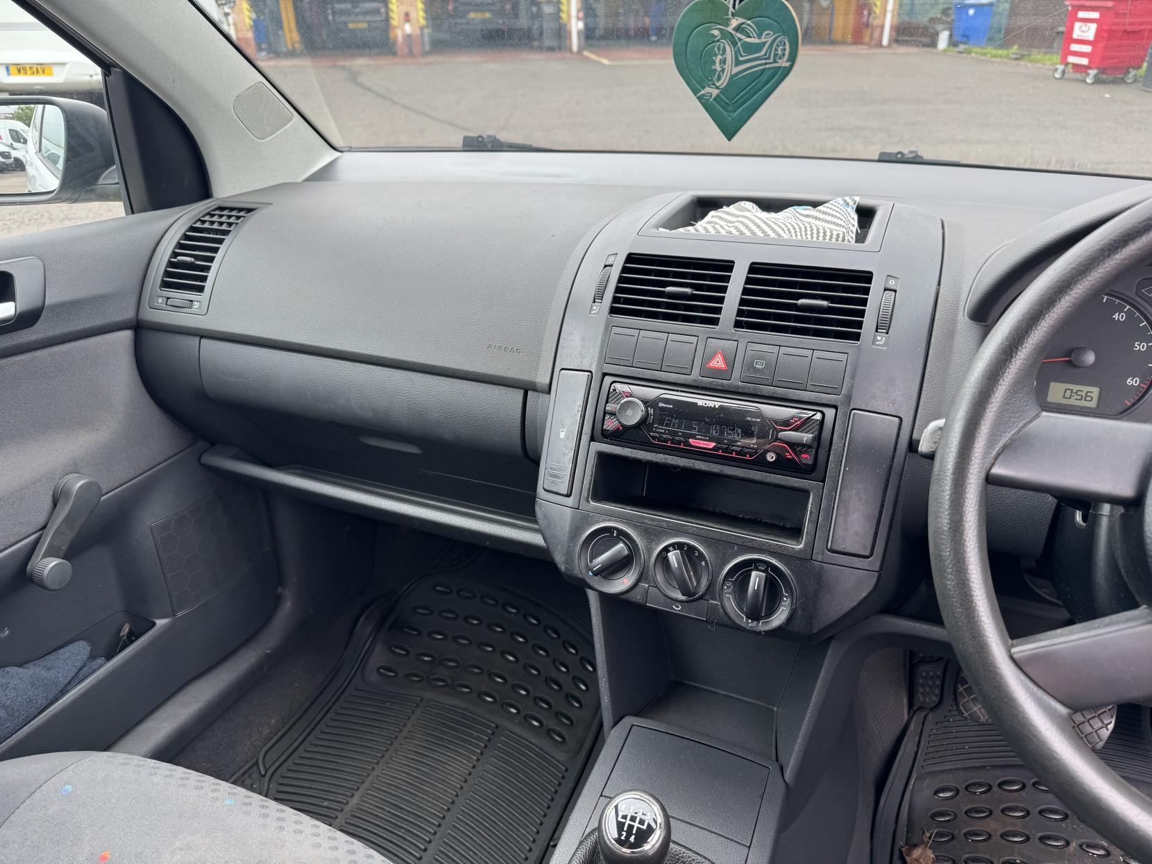 Volkswagen Polo 1.2 E Hatchback 3dr Petrol Manual (144 g/km, 55 bhp)