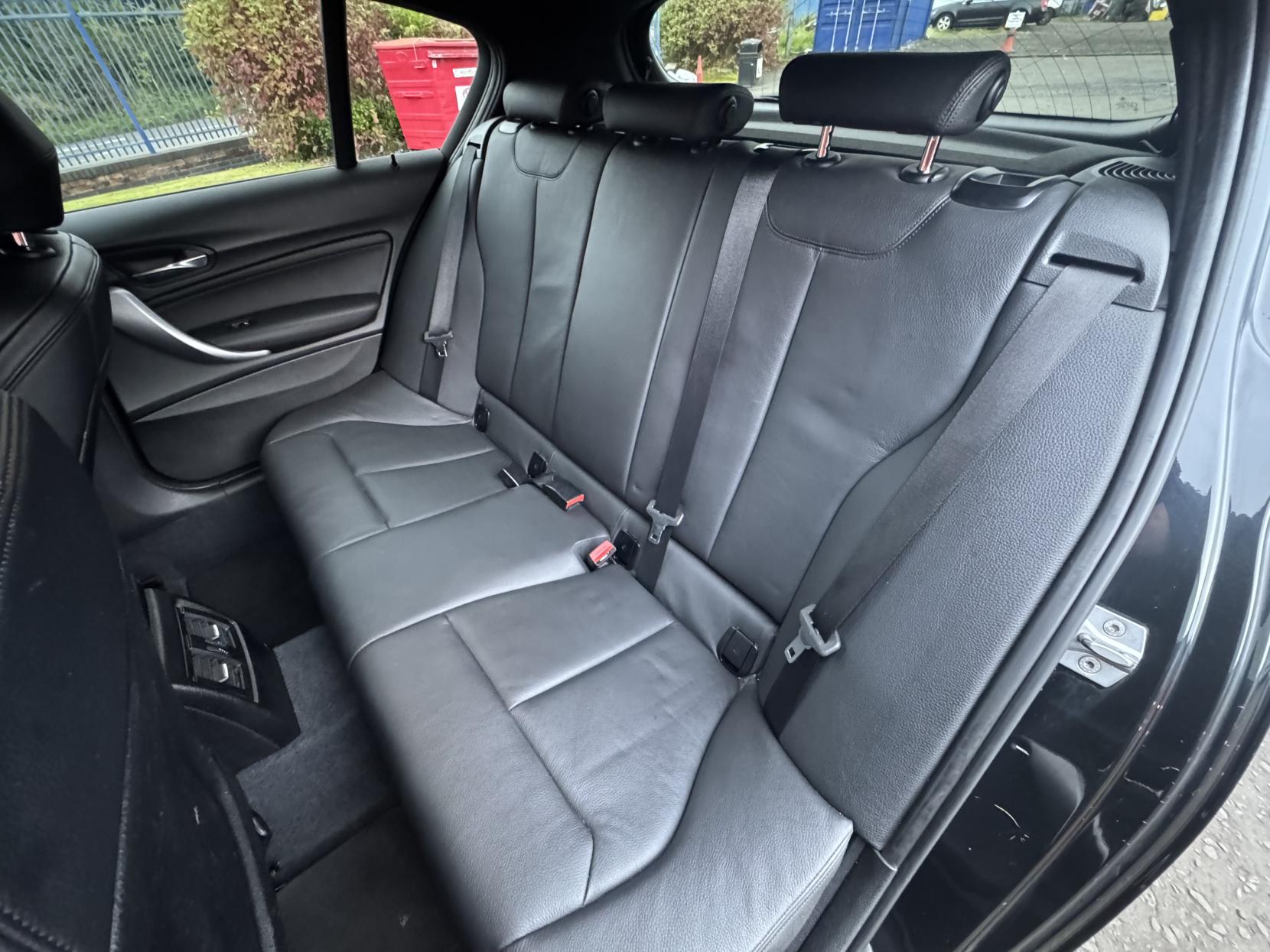 BMW 1 Series 3.0 M135i Hatchback 5dr Petrol Auto Euro 5 (s/s) (320 ps)