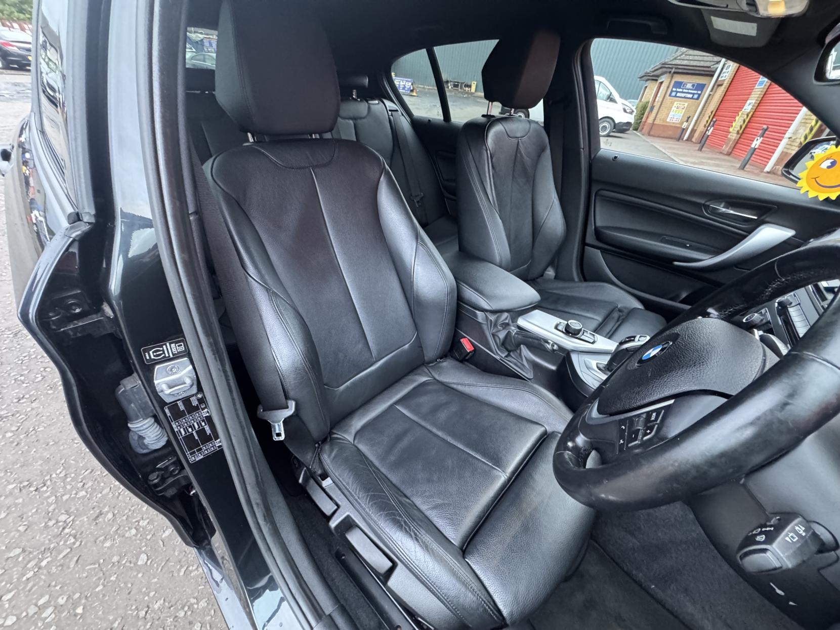 BMW 1 Series 3.0 M135i Hatchback 5dr Petrol Auto Euro 5 (s/s) (320 ps)