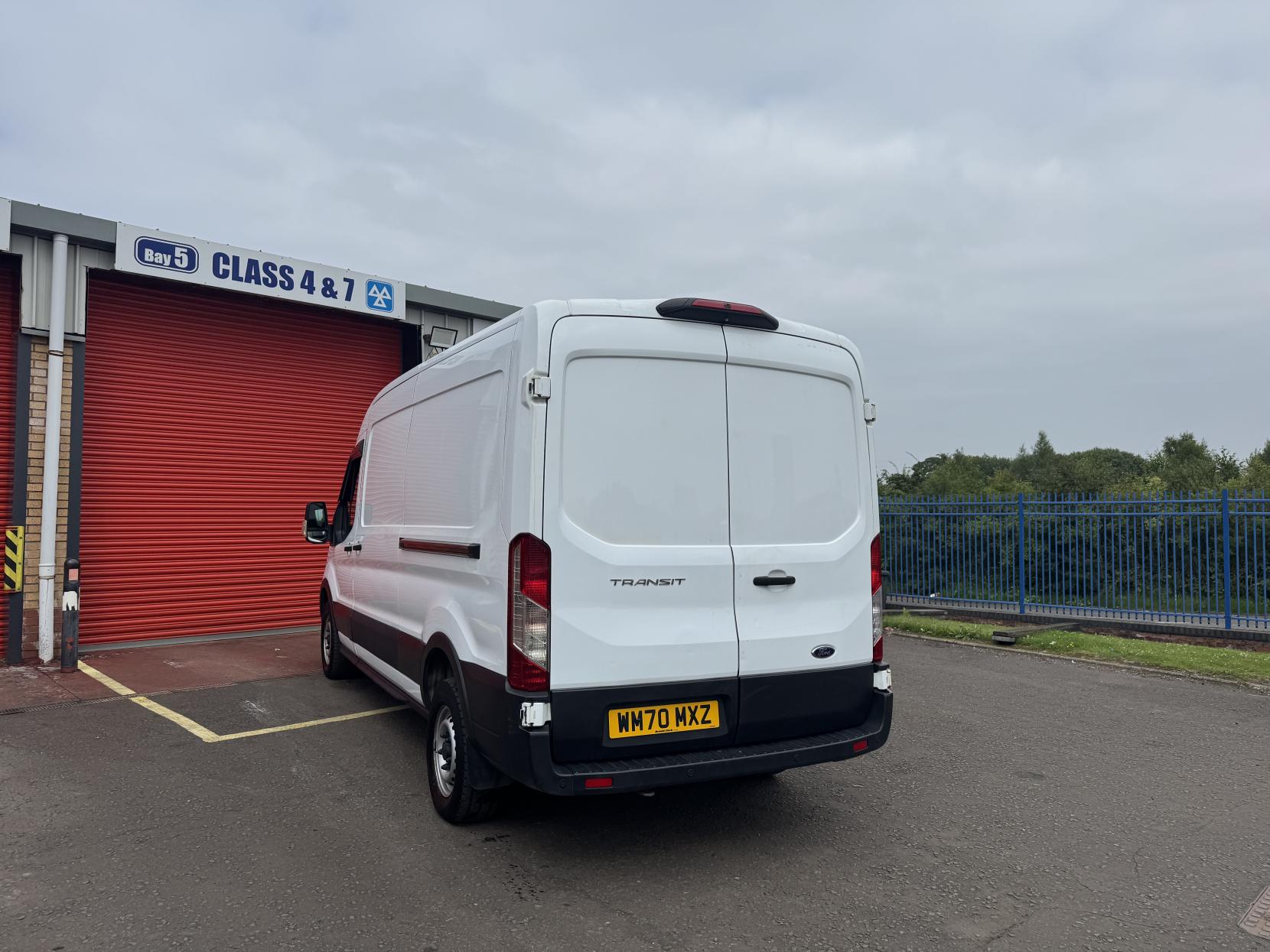 Ford Transit 2.0 350 EcoBlue Leader Panel Van 5dr Diesel Manual FWD L3 H2 Euro 6 (s/s) (130 ps)