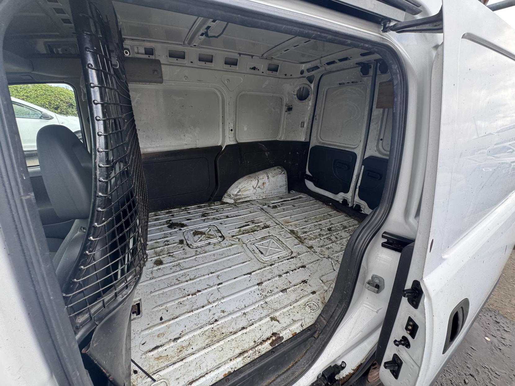 Vauxhall Combo 1.7 CDTi 1700 16v Panel Van 3dr Diesel Manual (140 g/km, 99 bhp)