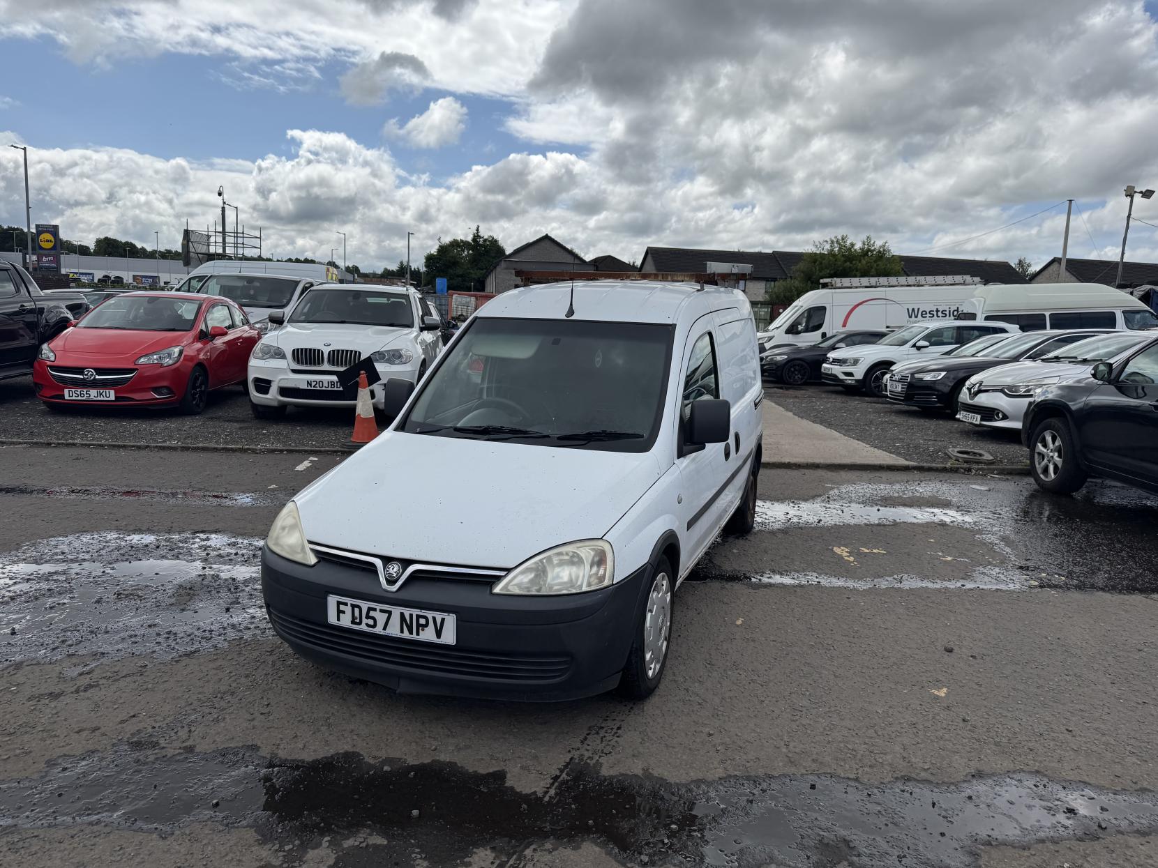 Vauxhall Combo 1.7 CDTi 1700 16v Panel Van 3dr Diesel Manual (140 g/km, 99 bhp)