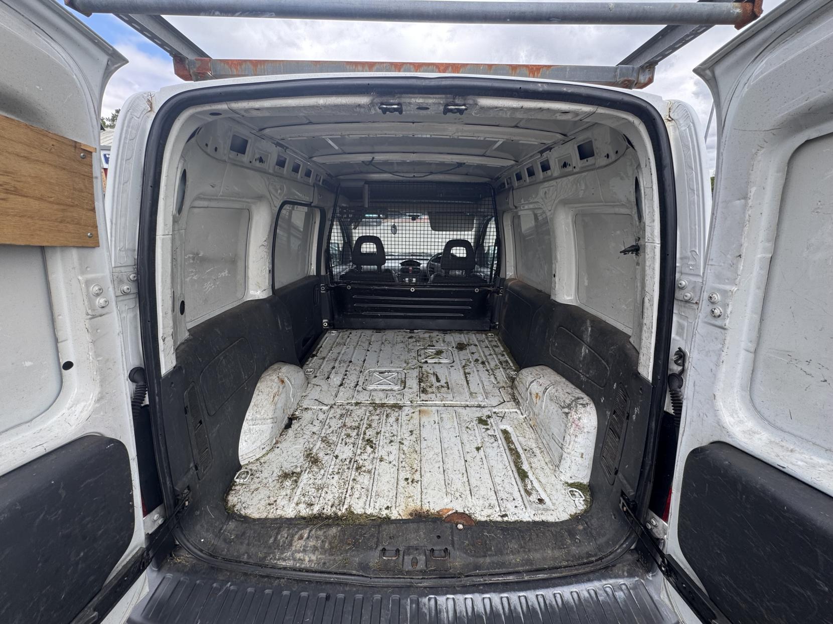 Vauxhall Combo 1.7 CDTi 1700 16v Panel Van 3dr Diesel Manual (140 g/km, 99 bhp)