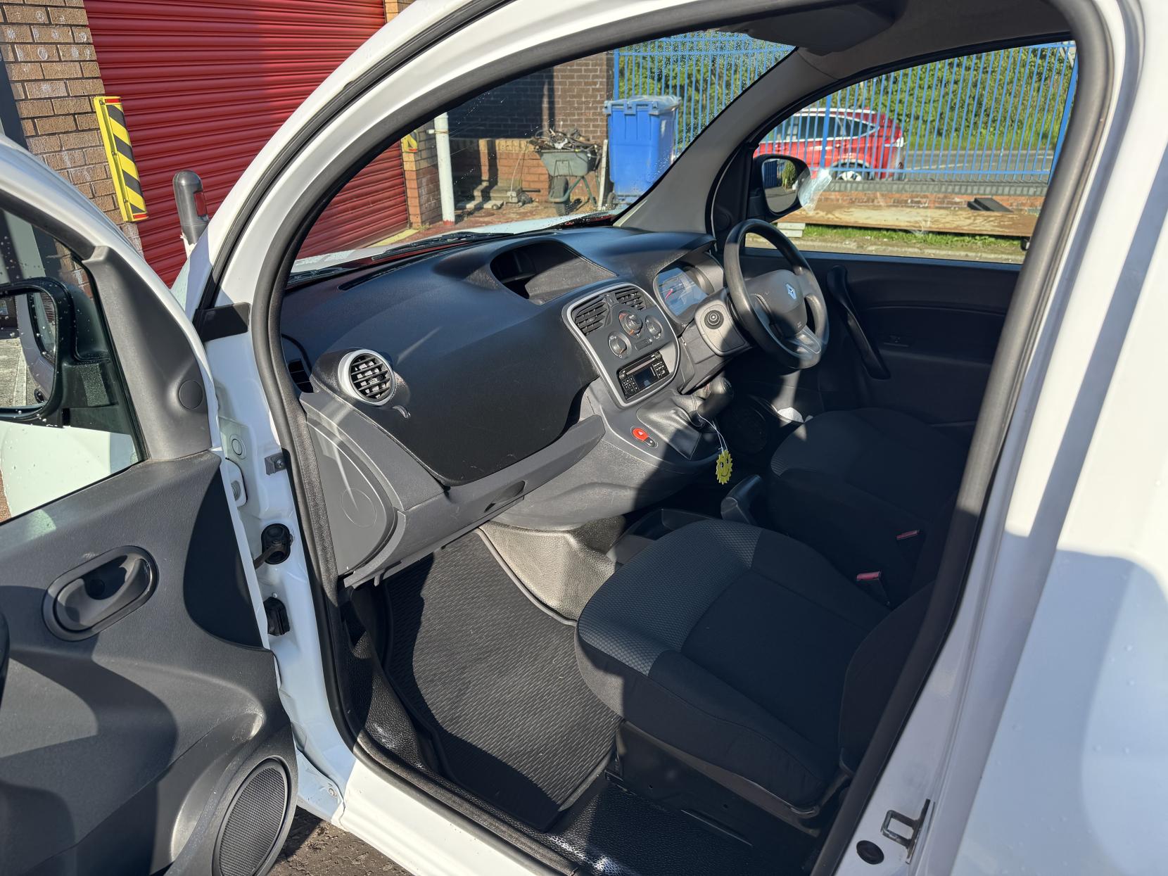 Renault Kangoo 1.5 dCi ENERGY ML19 Business Panel Van 5dr Diesel Manual MWB Euro 6 (s/s) (90 ps)