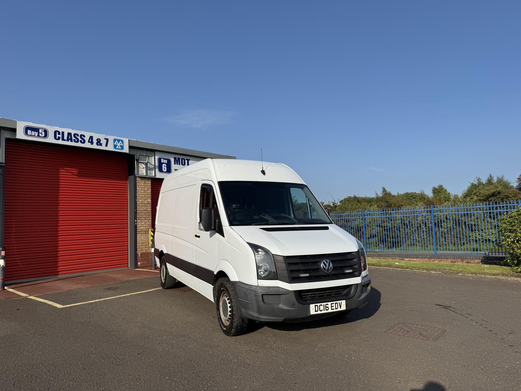 Volkswagen Crafter 2.0 TDI CR35 Panel Van 4dr Diesel Manual L2 H3 (234 g/km, 134 bhp)