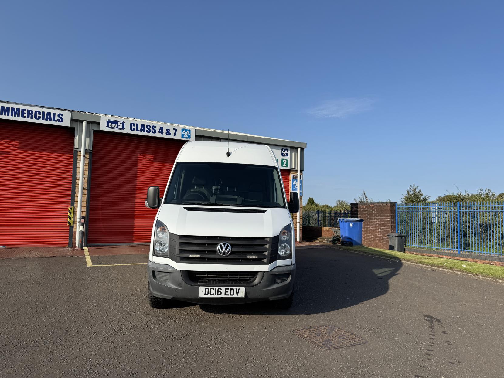 Volkswagen Crafter 2.0 TDI CR35 Panel Van 4dr Diesel Manual L2 H3 (234 g/km, 134 bhp)