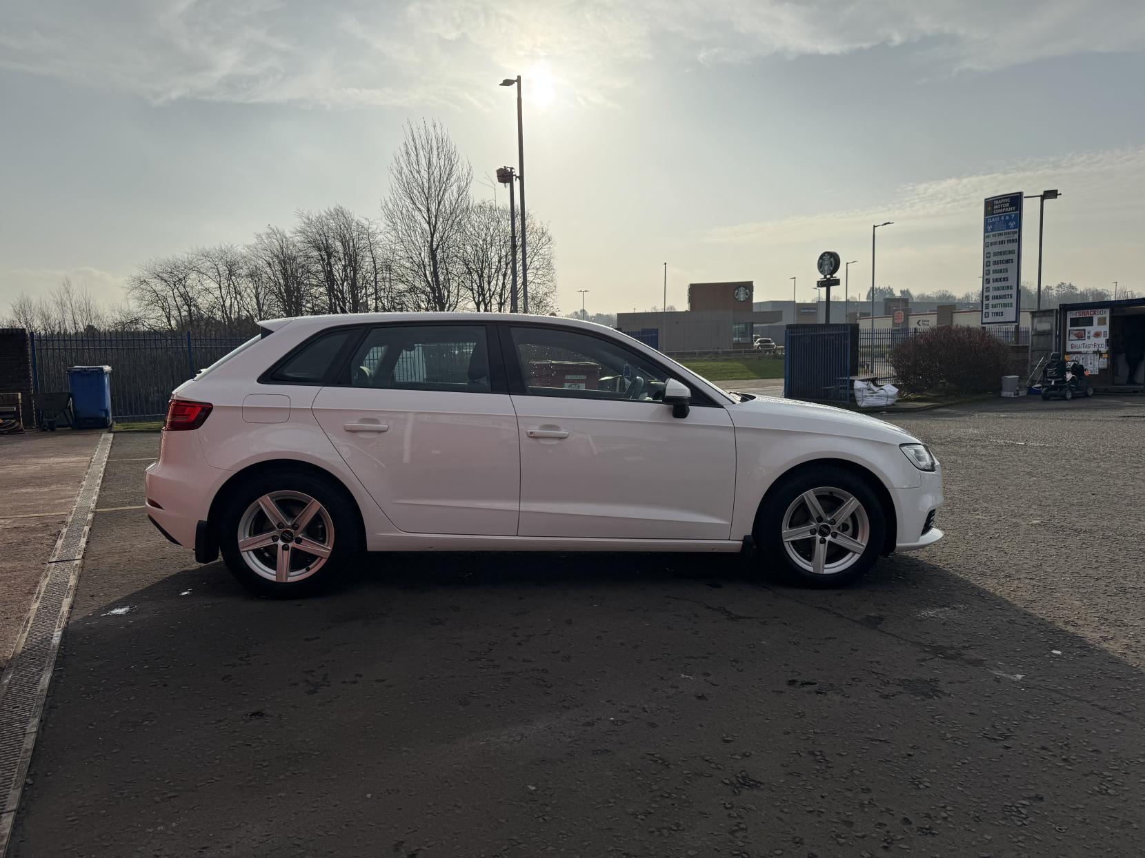 Audi A3 1.4 TFSI CoD SE Sportback 5dr Petrol Manual Euro 6 (s/s) (150 ps)