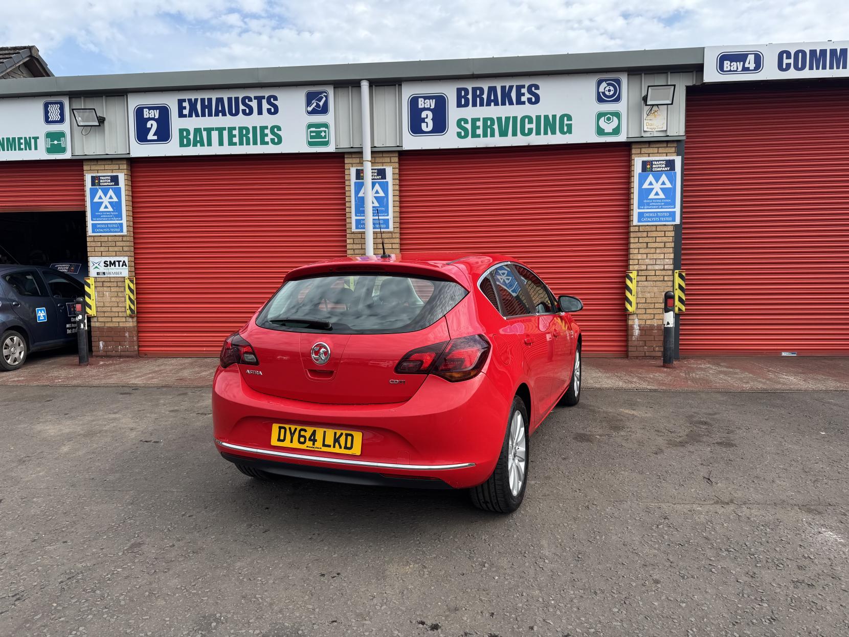 Vauxhall Astra 1.6 CDTi ecoFLEX Elite Hatchback 5dr Diesel Manual Euro 6 (s/s) (136 ps)