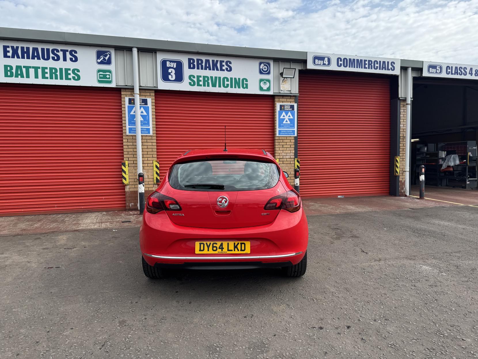 Vauxhall Astra 1.6 CDTi ecoFLEX Elite Hatchback 5dr Diesel Manual Euro 6 (s/s) (136 ps)