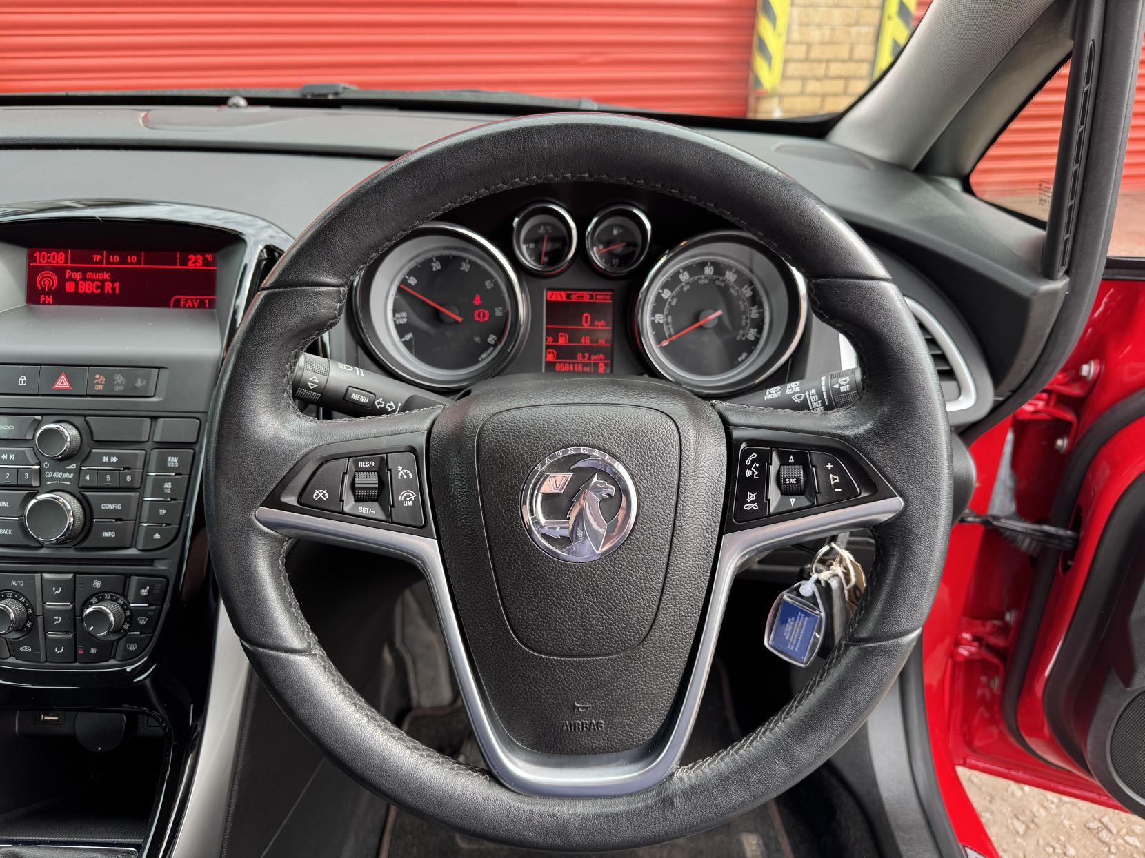 Vauxhall Astra 1.6 CDTi ecoFLEX Elite Hatchback 5dr Diesel Manual Euro 6 (s/s) (136 ps)