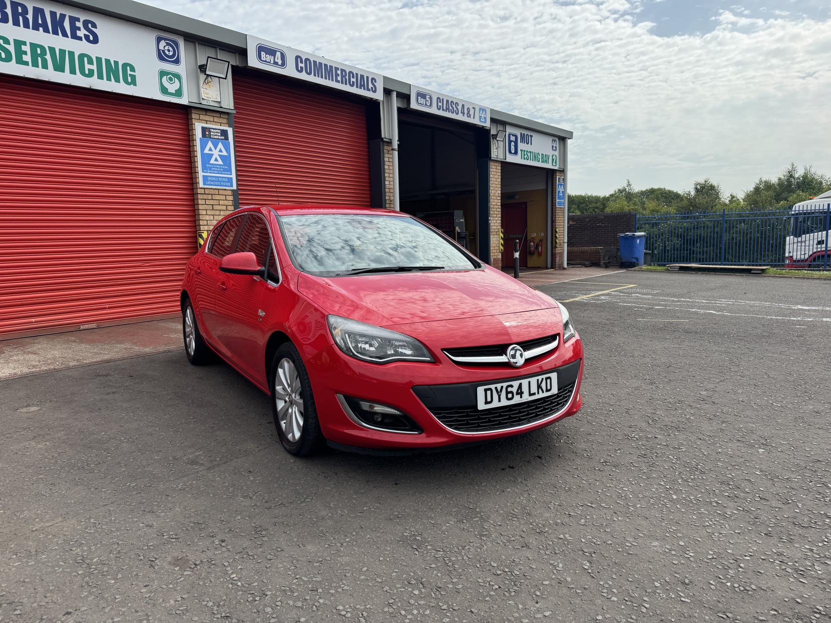 Vauxhall Astra 1.6 CDTi ecoFLEX Elite Hatchback 5dr Diesel Manual Euro 6 (s/s) (136 ps)