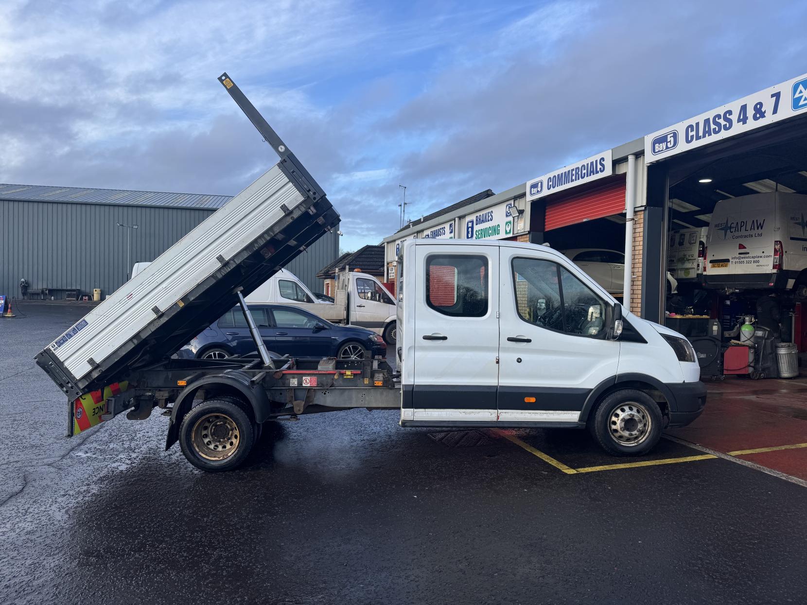 Ford Transit 2.0 350 EcoBlue Leader Tipper Double Cab 4dr Diesel Manual RWD L3 Euro 6 (s/s) (1-Way, 1-Stop) (130 ps)