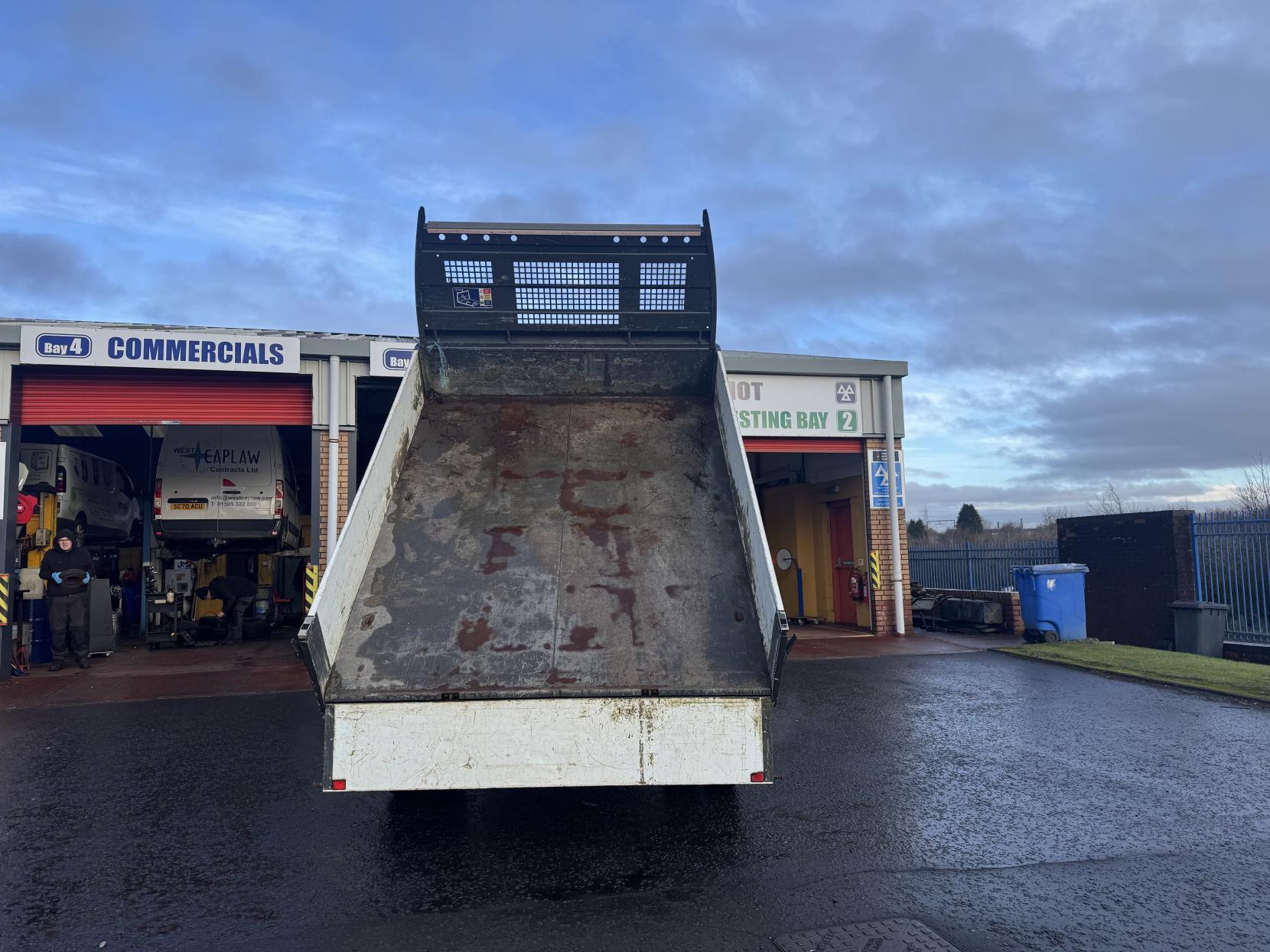 Ford Transit 2.0 350 EcoBlue Leader Tipper Double Cab 4dr Diesel Manual RWD L3 Euro 6 (s/s) (1-Way, 1-Stop) (130 ps)