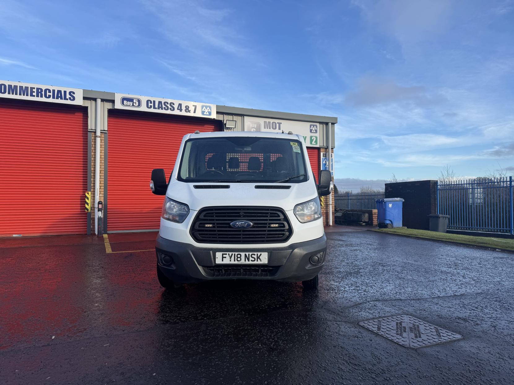 Ford Transit 2.0 350 EcoBlue Leader Tipper Double Cab 4dr Diesel Manual RWD L3 Euro 6 (s/s) (1-Way, 1-Stop) (130 ps)