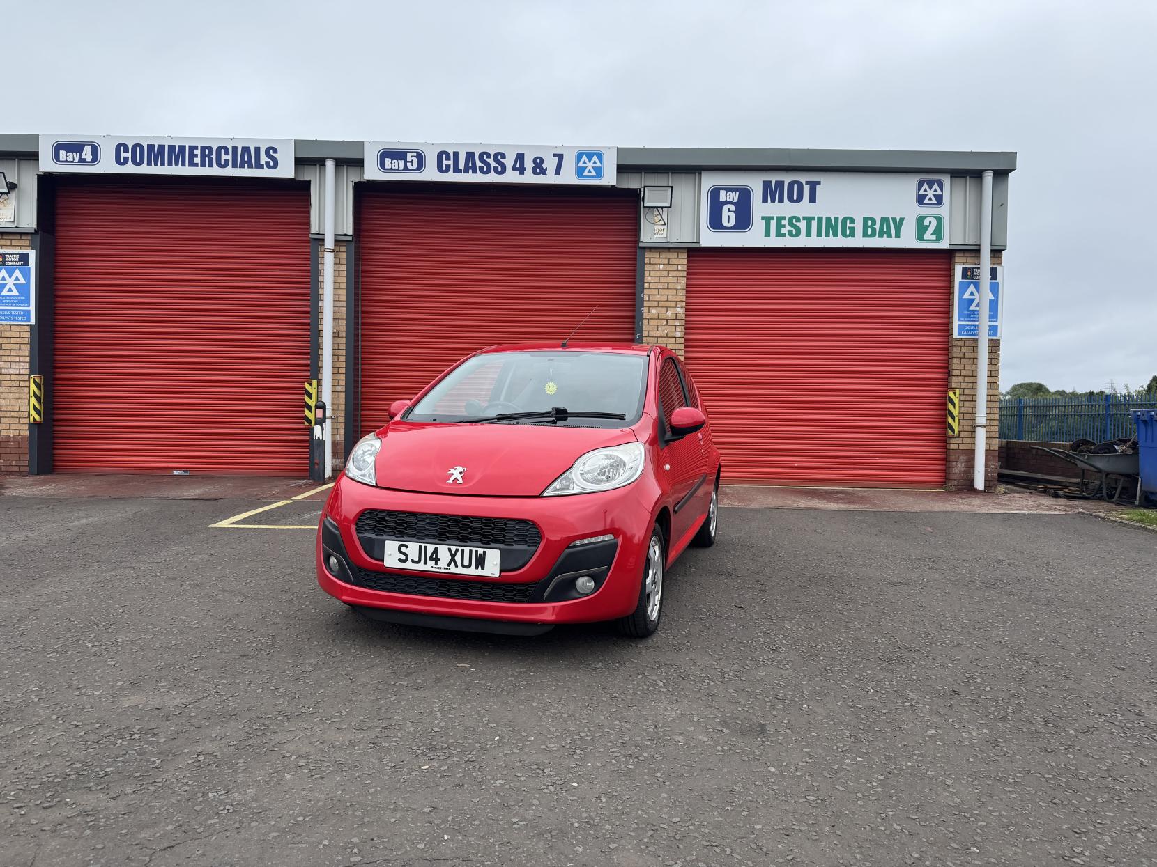 Peugeot 107 1.0 12V Allure Hatchback 3dr Petrol Manual Euro 5 (68 ps)
