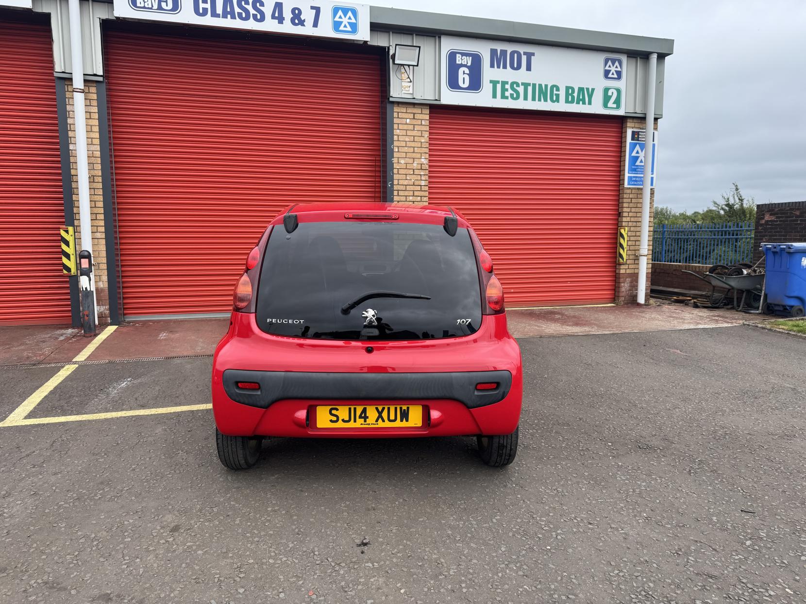 Peugeot 107 1.0 12V Allure Hatchback 3dr Petrol Manual Euro 5 (68 ps)