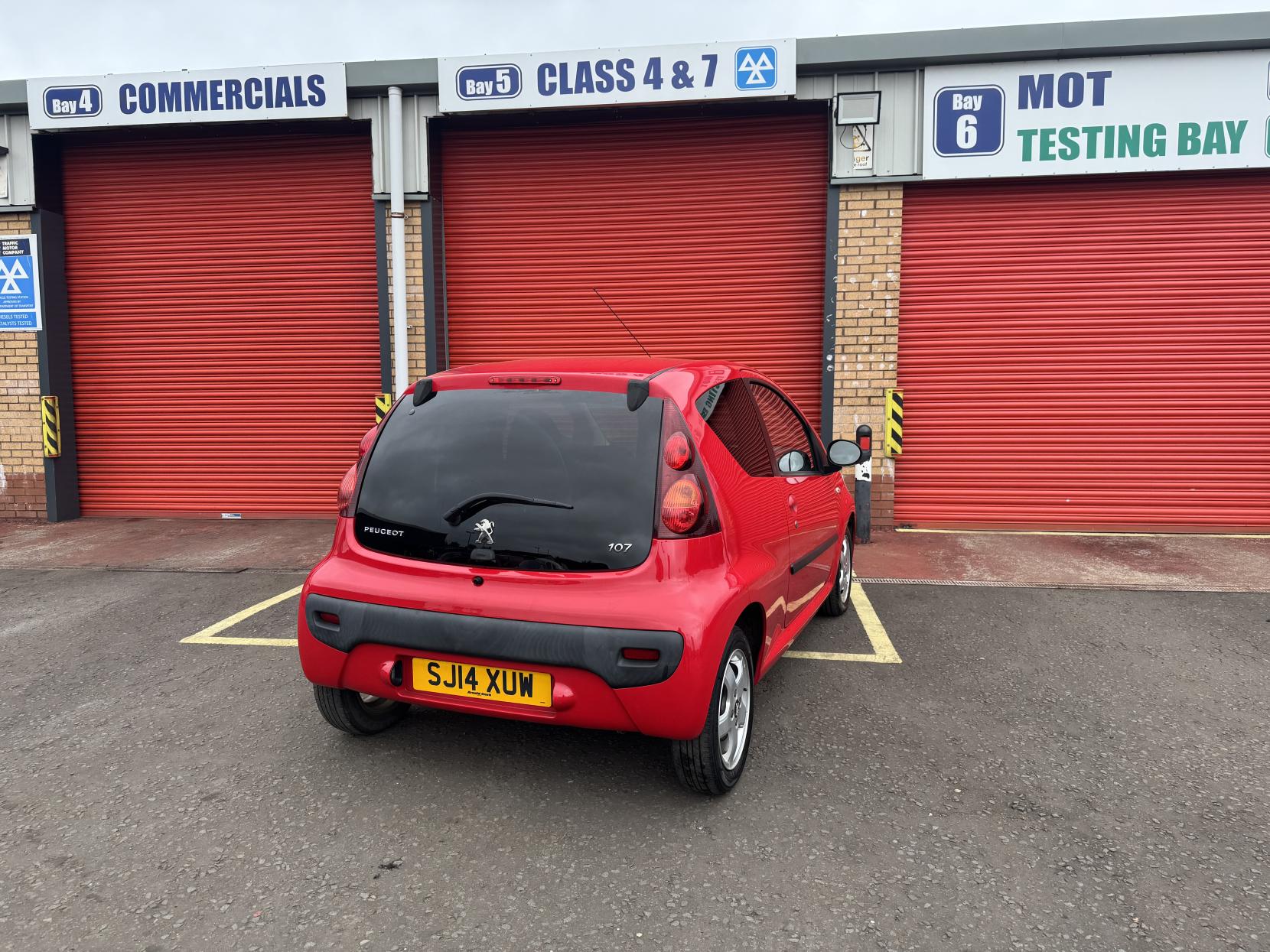 Peugeot 107 1.0 12V Allure Hatchback 3dr Petrol Manual Euro 5 (68 ps)