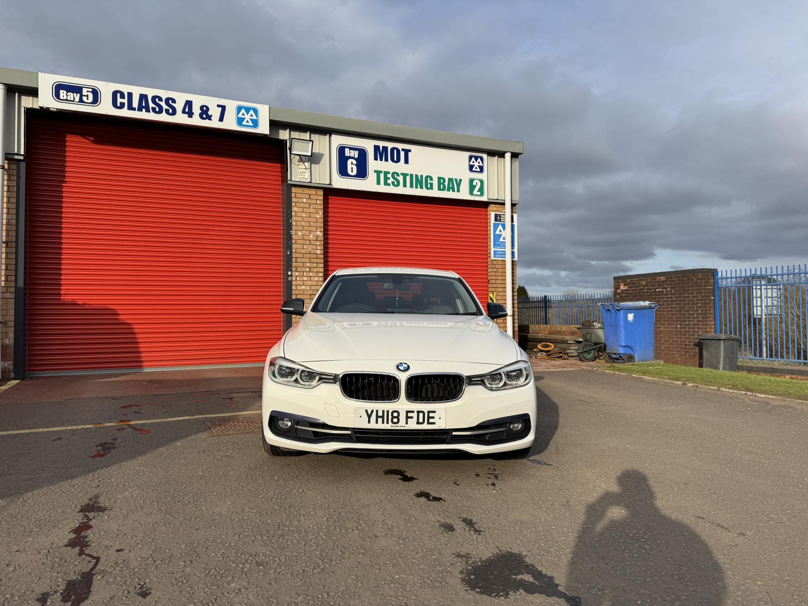 BMW 3 Series 2.0 320i Sport Saloon 4dr Petrol Auto Euro 6 (s/s) (184 ps)